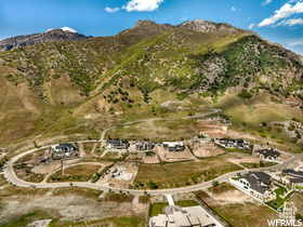 Bird's eye view with a mountain view