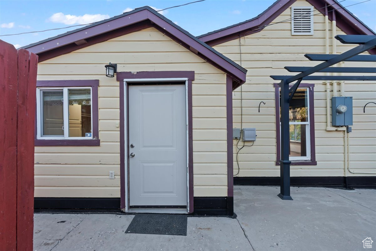 Side entrance (south part of home)