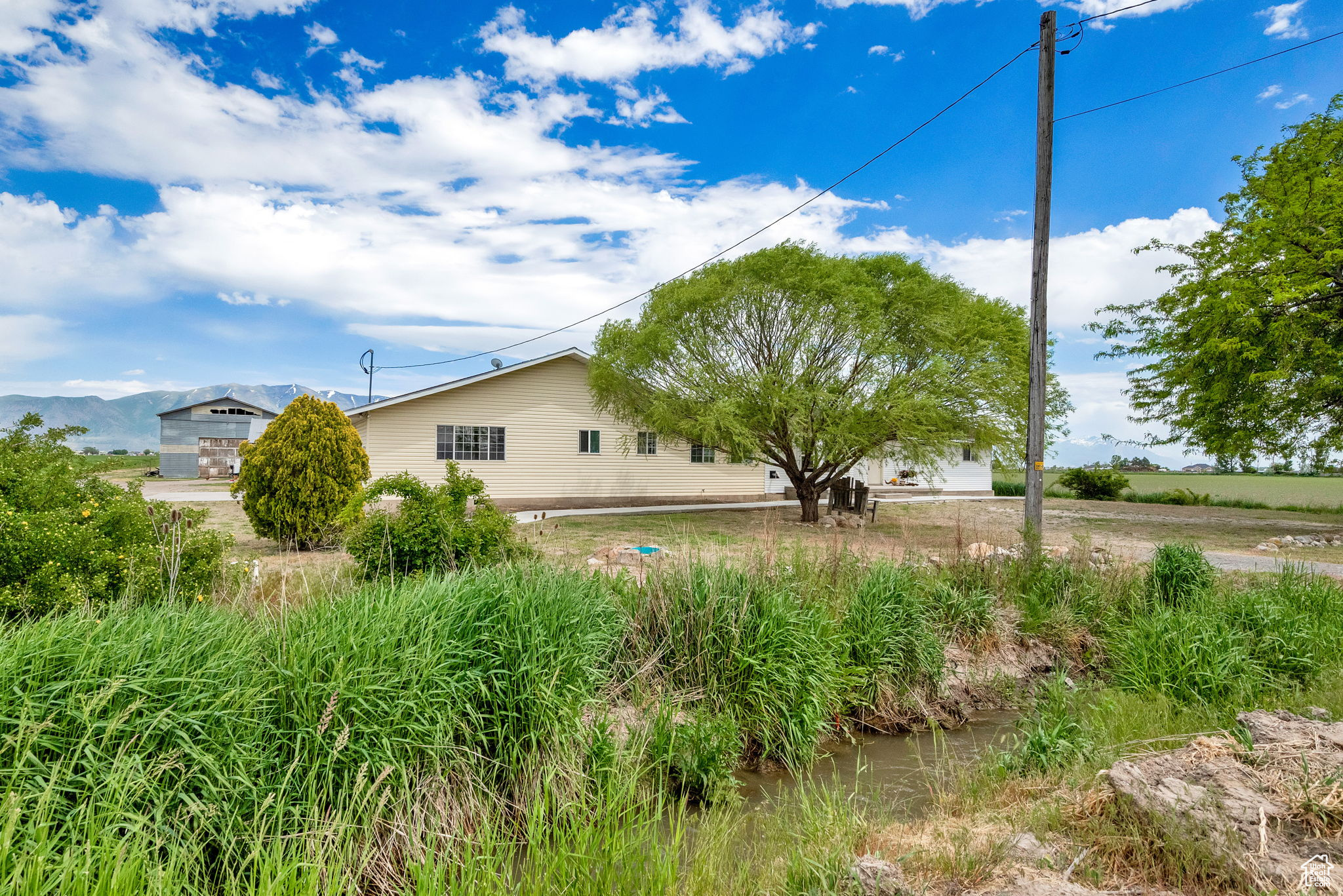 View of side of property