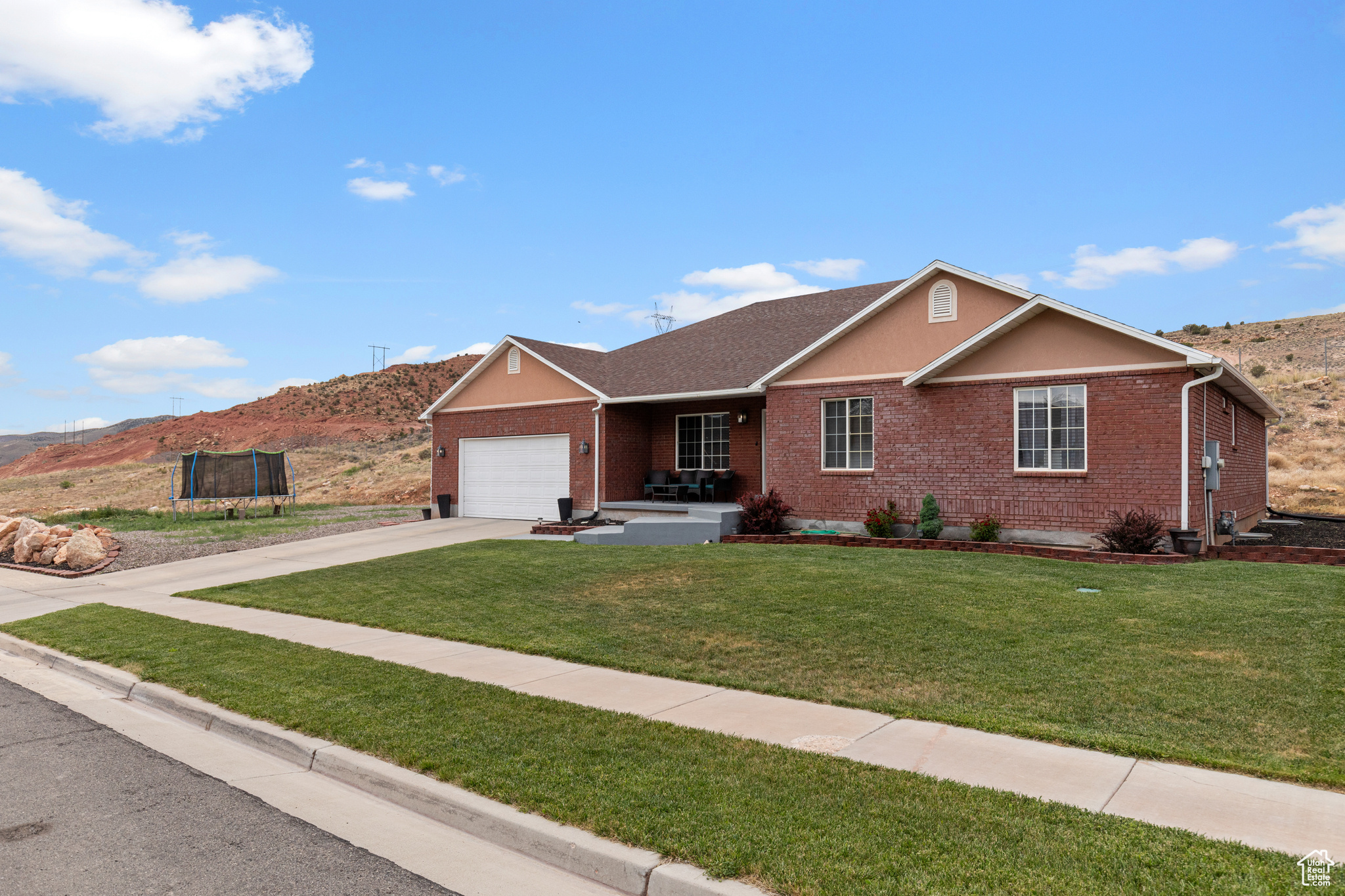 893 N INDIAN HILLS, Richfield, Utah 84701, 6 Bedrooms Bedrooms, 18 Rooms Rooms,3 BathroomsBathrooms,Residential,For sale,INDIAN HILLS,2001951