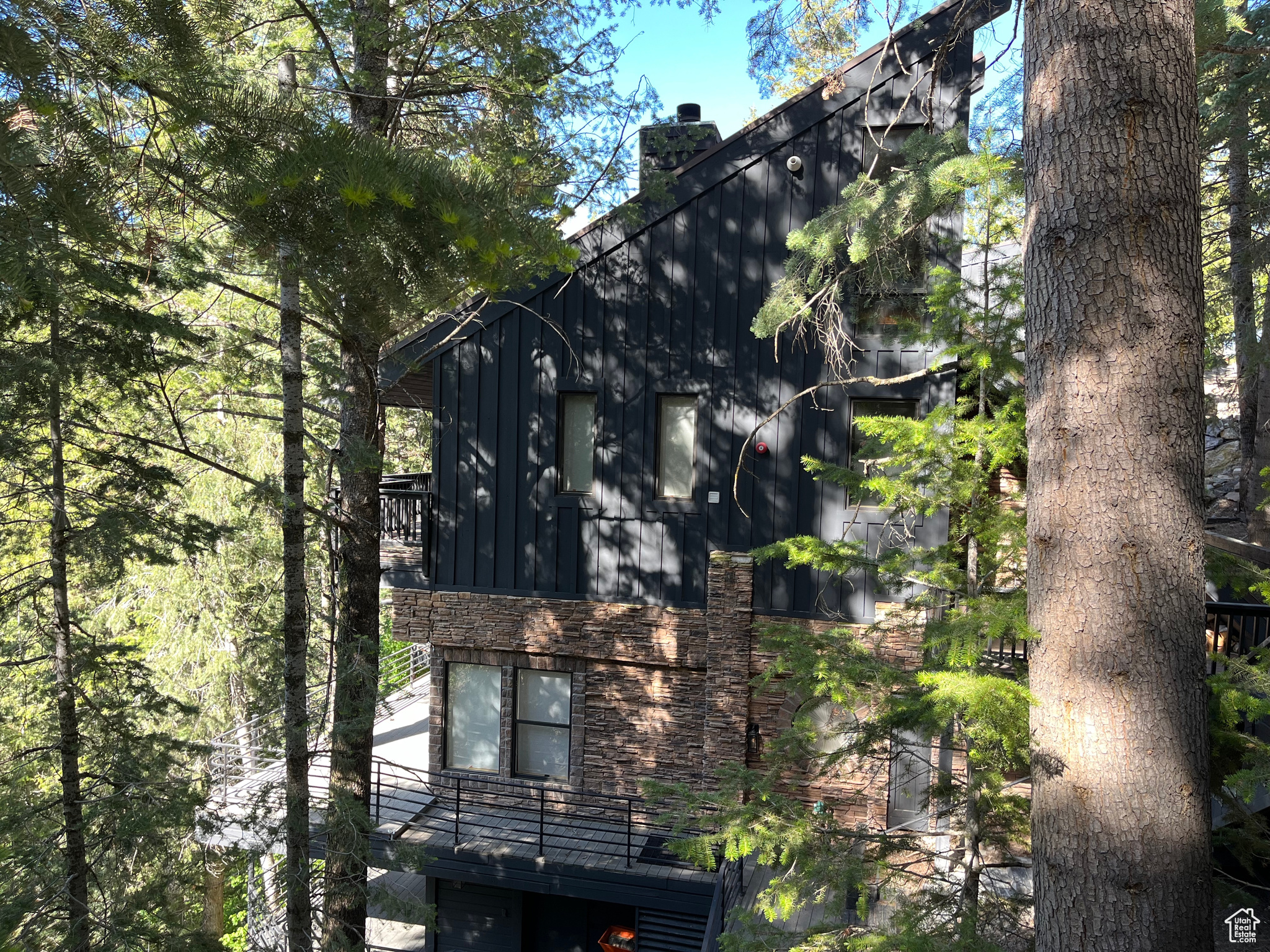 3009 E BLACK FOREST, Sundance, Utah 84604, 5 Bedrooms Bedrooms, 22 Rooms Rooms,3 BathroomsBathrooms,Residential,For sale,BLACK FOREST,2001977