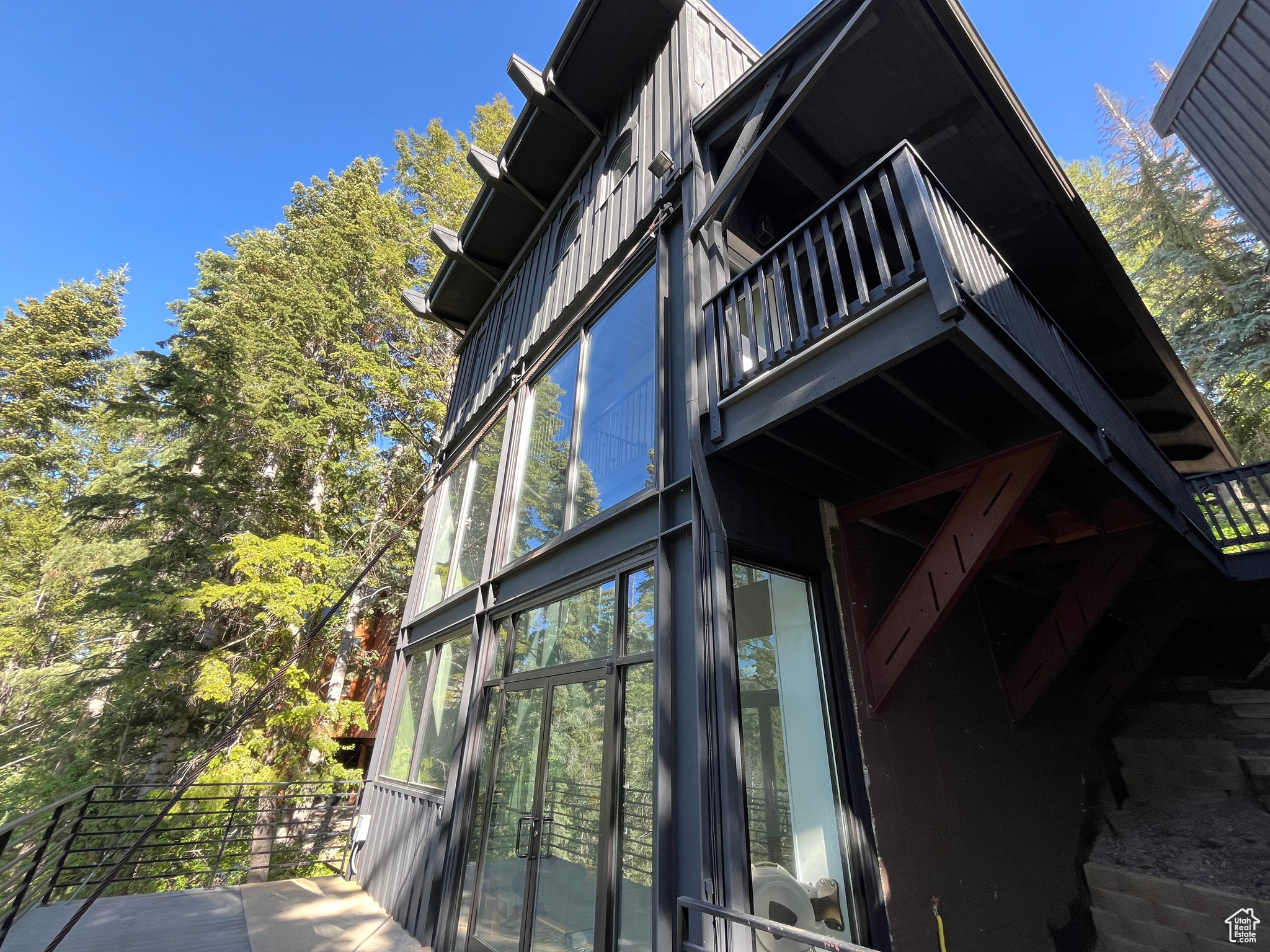 3009 E BLACK FOREST, Sundance, Utah 84604, 5 Bedrooms Bedrooms, 22 Rooms Rooms,3 BathroomsBathrooms,Residential,For sale,BLACK FOREST,2001977