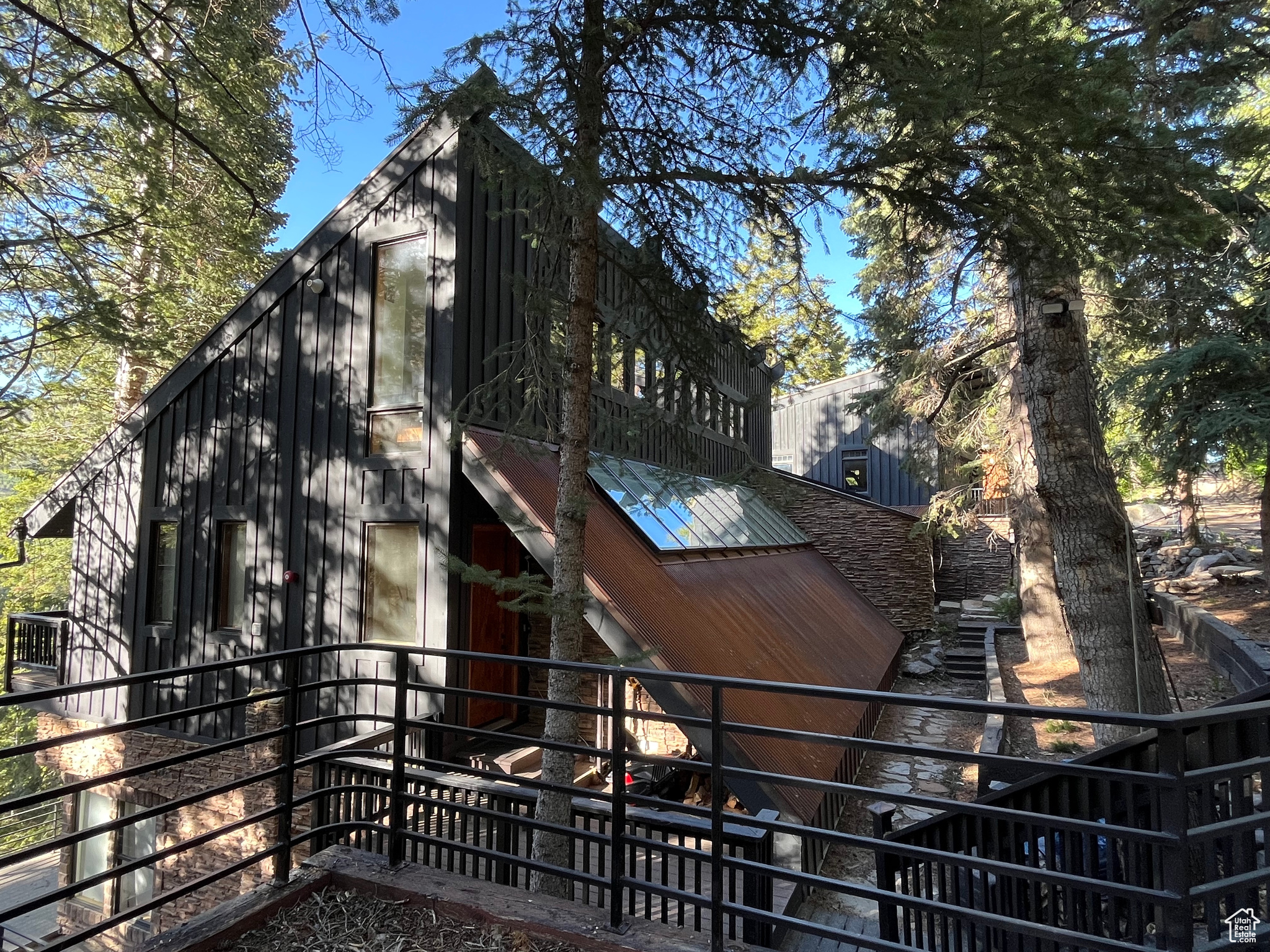 3009 E BLACK FOREST, Sundance, Utah 84604, 5 Bedrooms Bedrooms, 22 Rooms Rooms,3 BathroomsBathrooms,Residential,For sale,BLACK FOREST,2001977