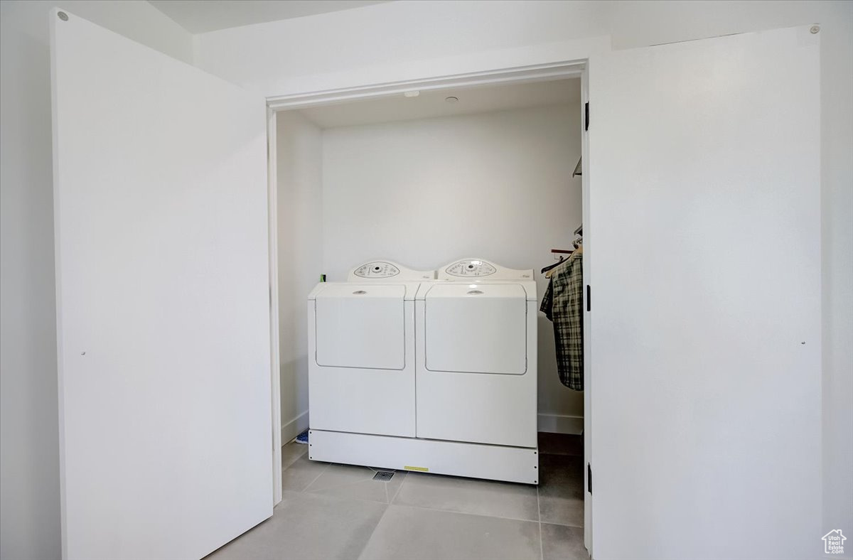 Lower Level Laundry