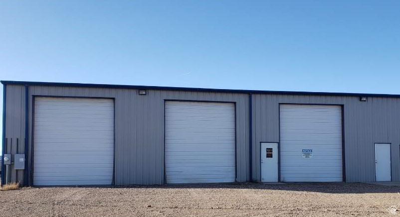 1900 W 1760 S, Roosevelt, Utah 84066, ,Commercial Sale,For sale,1760,2002004