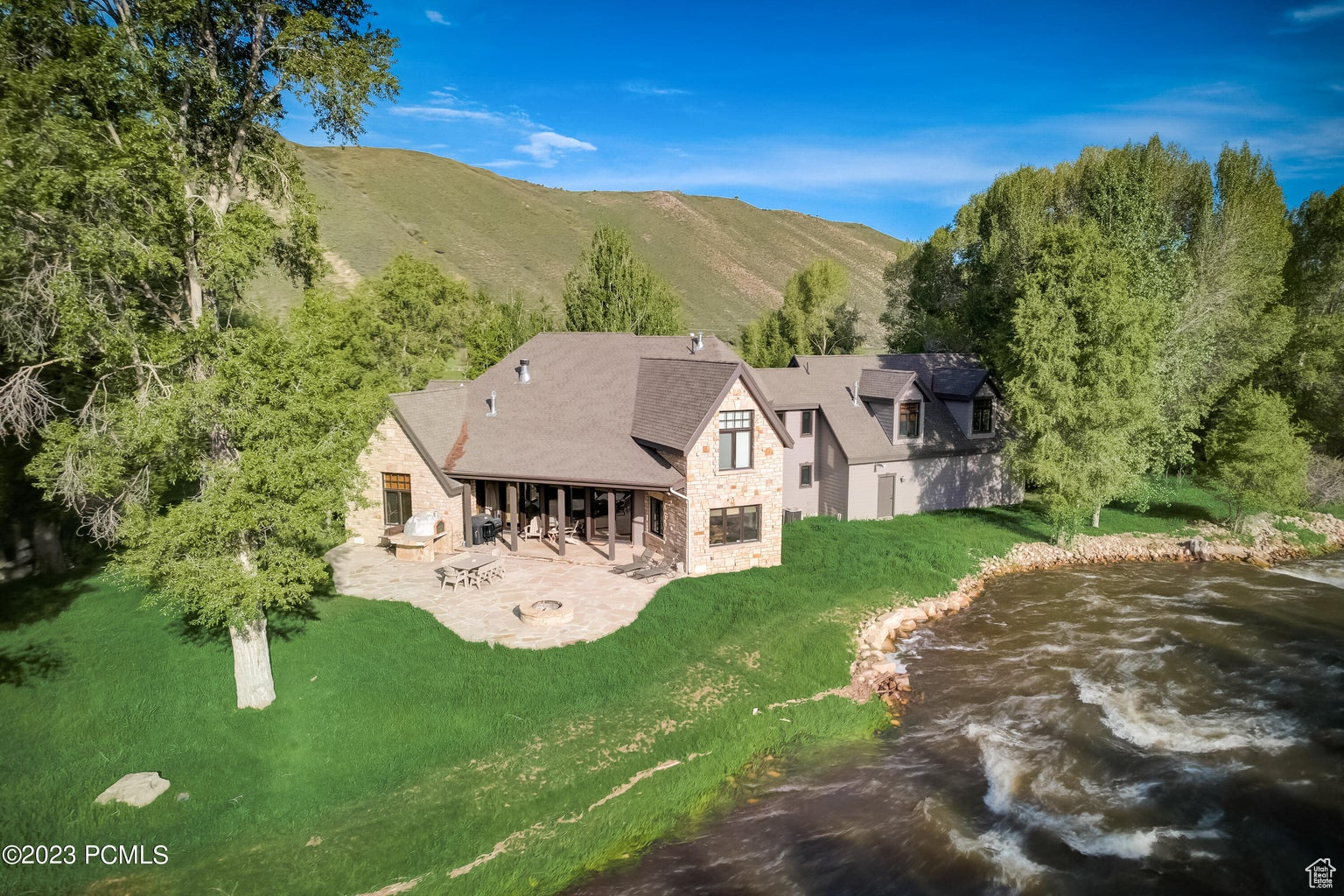 7050 N RIVER VALLEY, Peoa, Utah 84061, 5 Bedrooms Bedrooms, 18 Rooms Rooms,3 BathroomsBathrooms,Residential,For sale,RIVER VALLEY,2002025