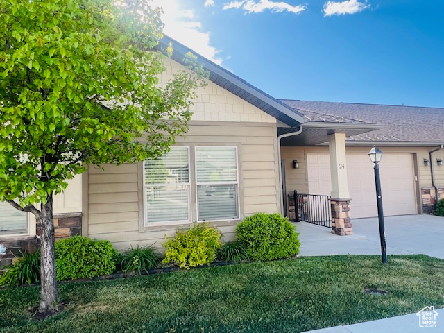 24 S 640 E, Hyrum, Utah 84319, 2 Bedrooms Bedrooms, 8 Rooms Rooms,2 BathroomsBathrooms,Residential,For sale,640,2002102