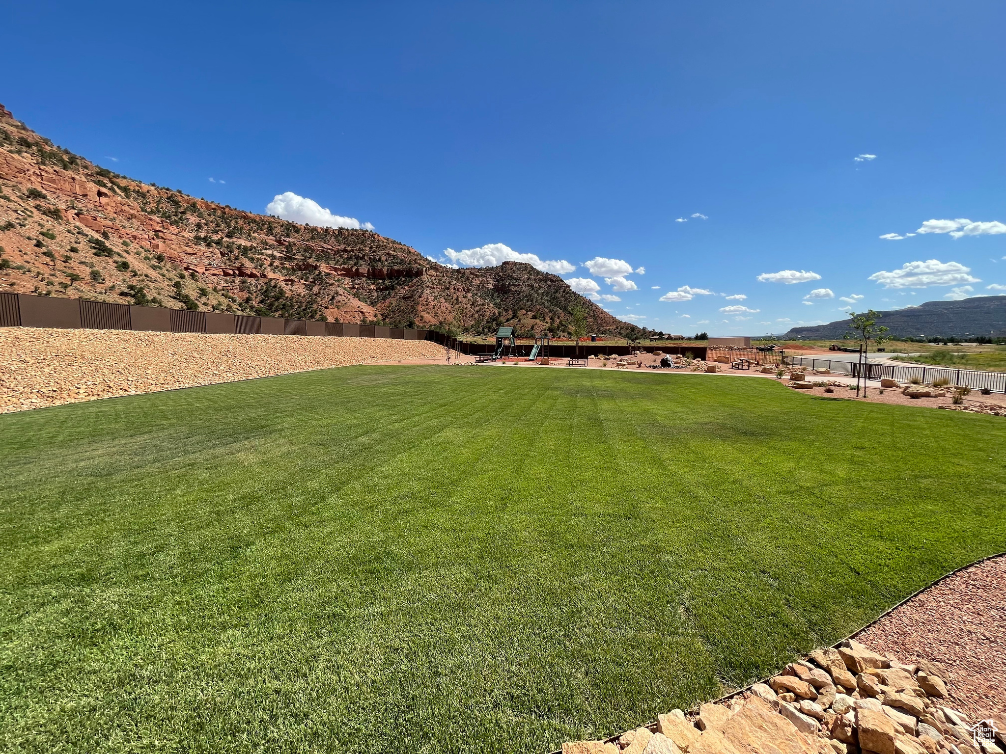 410 W LOS BARANCOS, Kanab, Utah 84741, ,Land,For sale,LOS BARANCOS,2002415