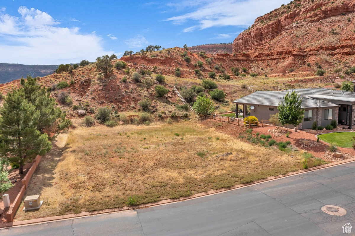 410 W LOS BARANCOS, Kanab, Utah 84741, ,Land,For sale,LOS BARANCOS,2002415