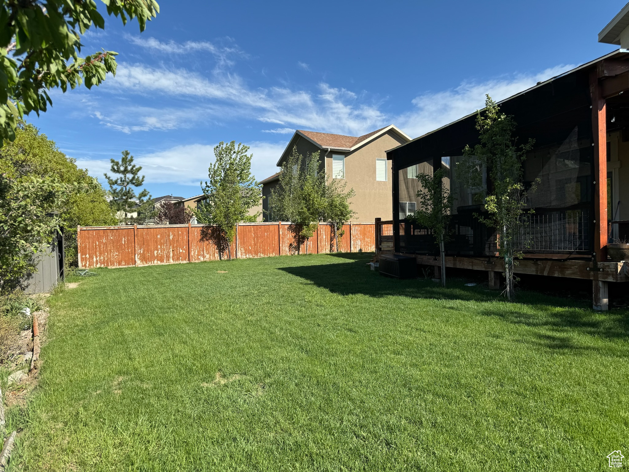 1811 E LONGBRANCH, Draper (UT Cnty), Utah 84020, 6 Bedrooms Bedrooms, 18 Rooms Rooms,3 BathroomsBathrooms,Residential,For sale,LONGBRANCH,2002434