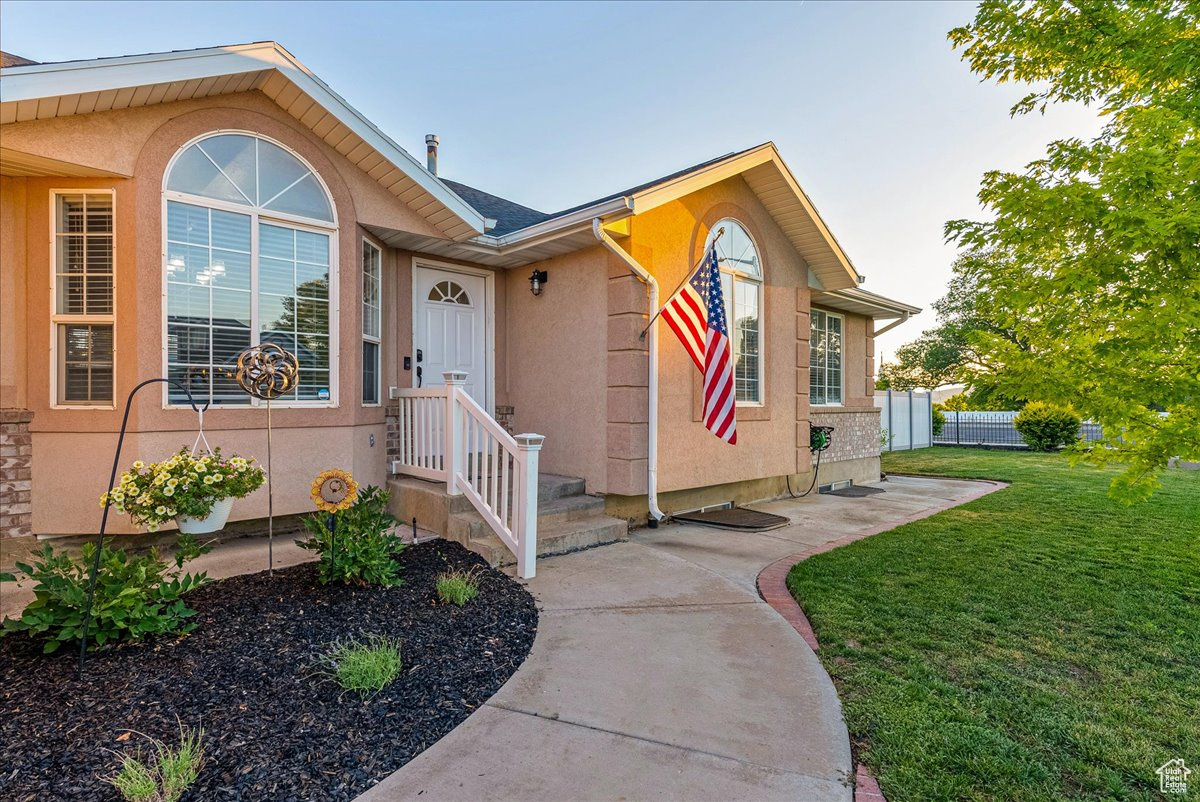 View of front of home with a front lawn