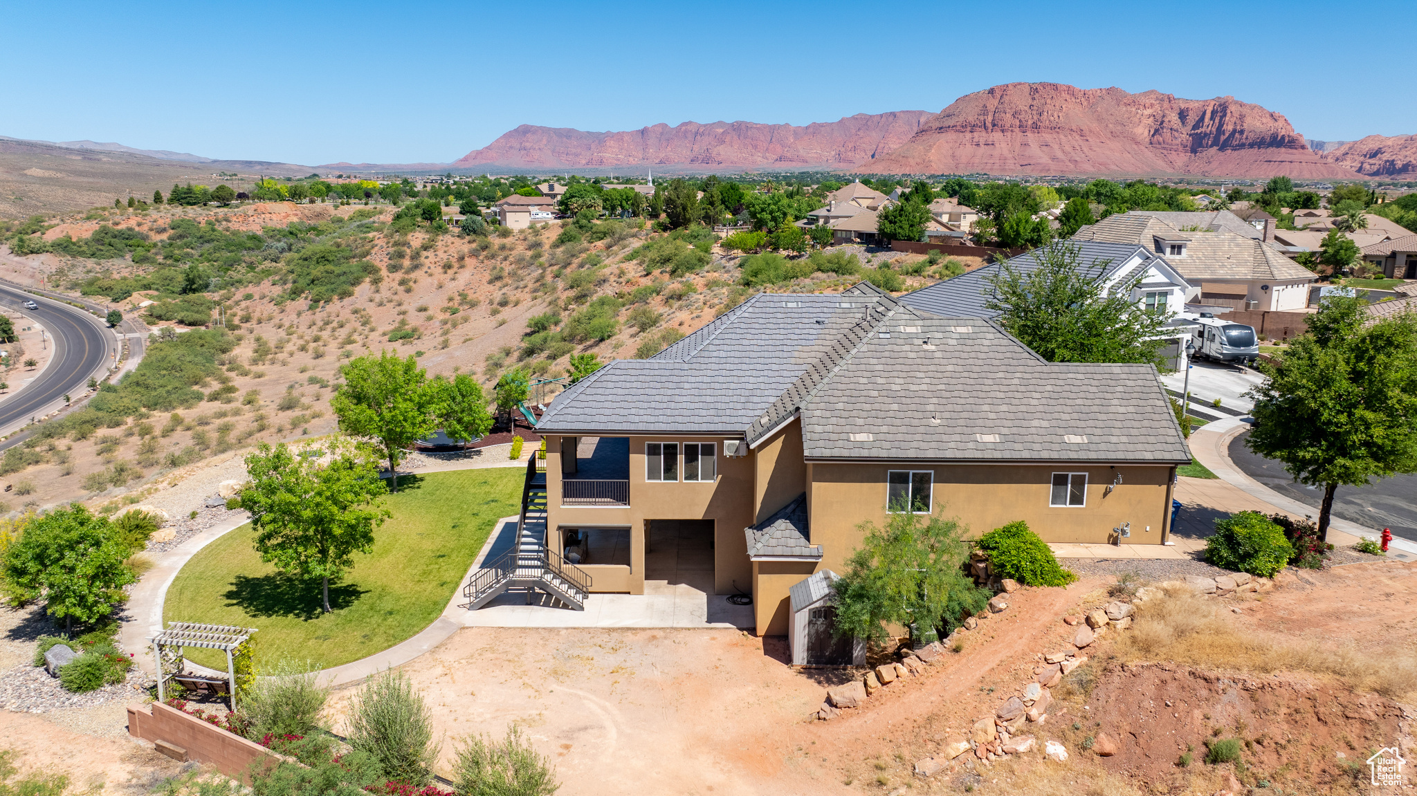 Aerial view featuring a mountain view