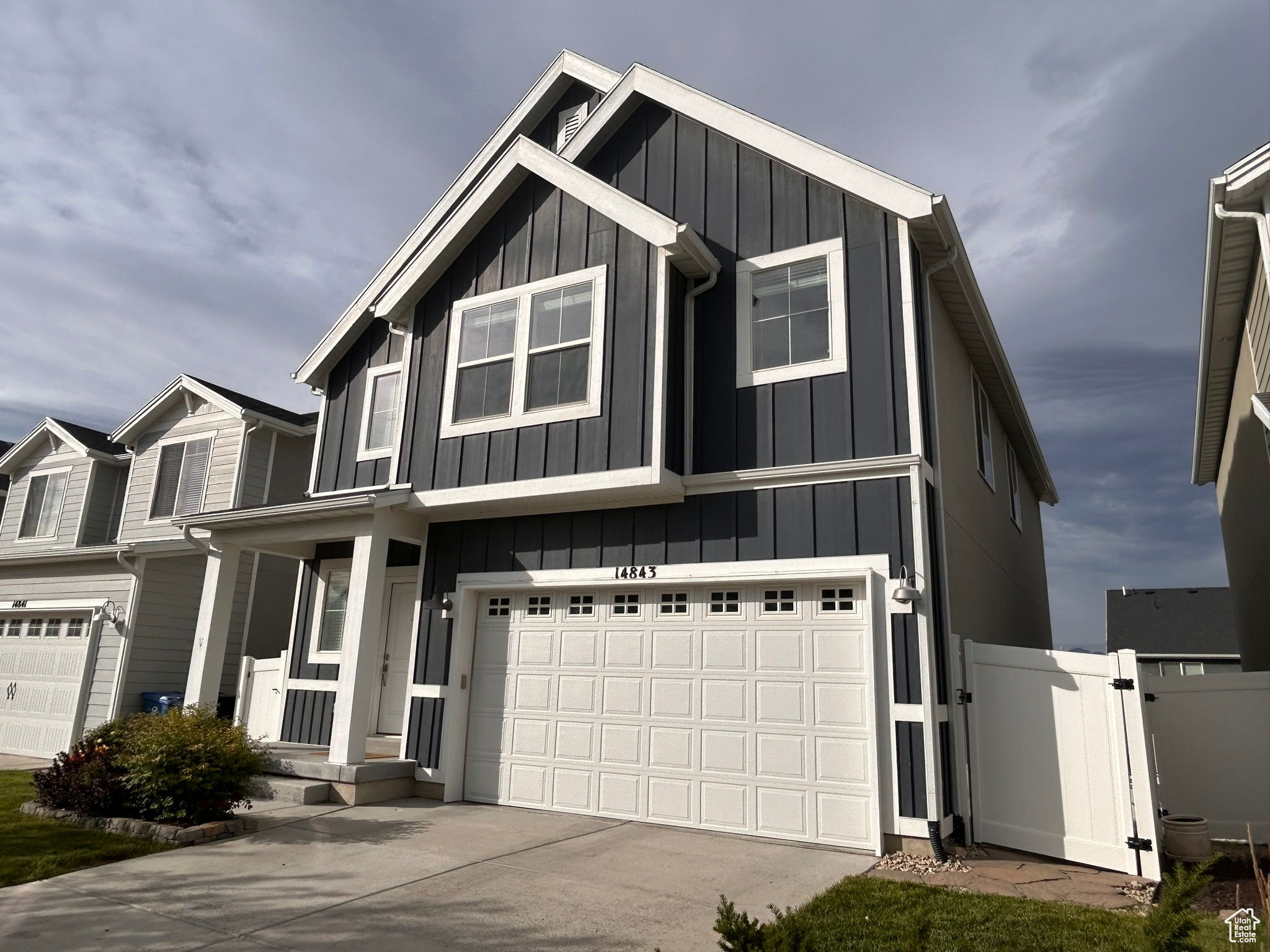 View of front of house featuring a garage