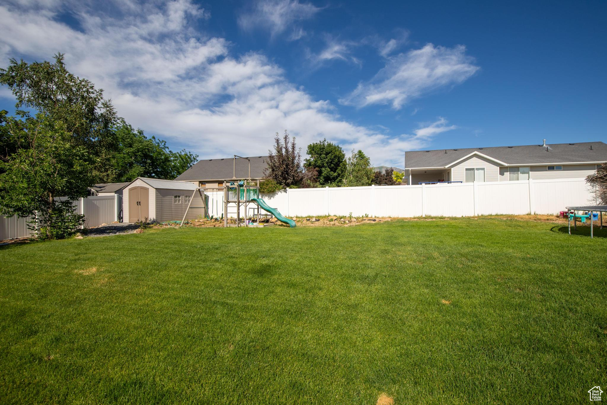 158 N 500 W, Hyrum, Utah 84319, 5 Bedrooms Bedrooms, 12 Rooms Rooms,2 BathroomsBathrooms,Residential,For sale,500,2008567