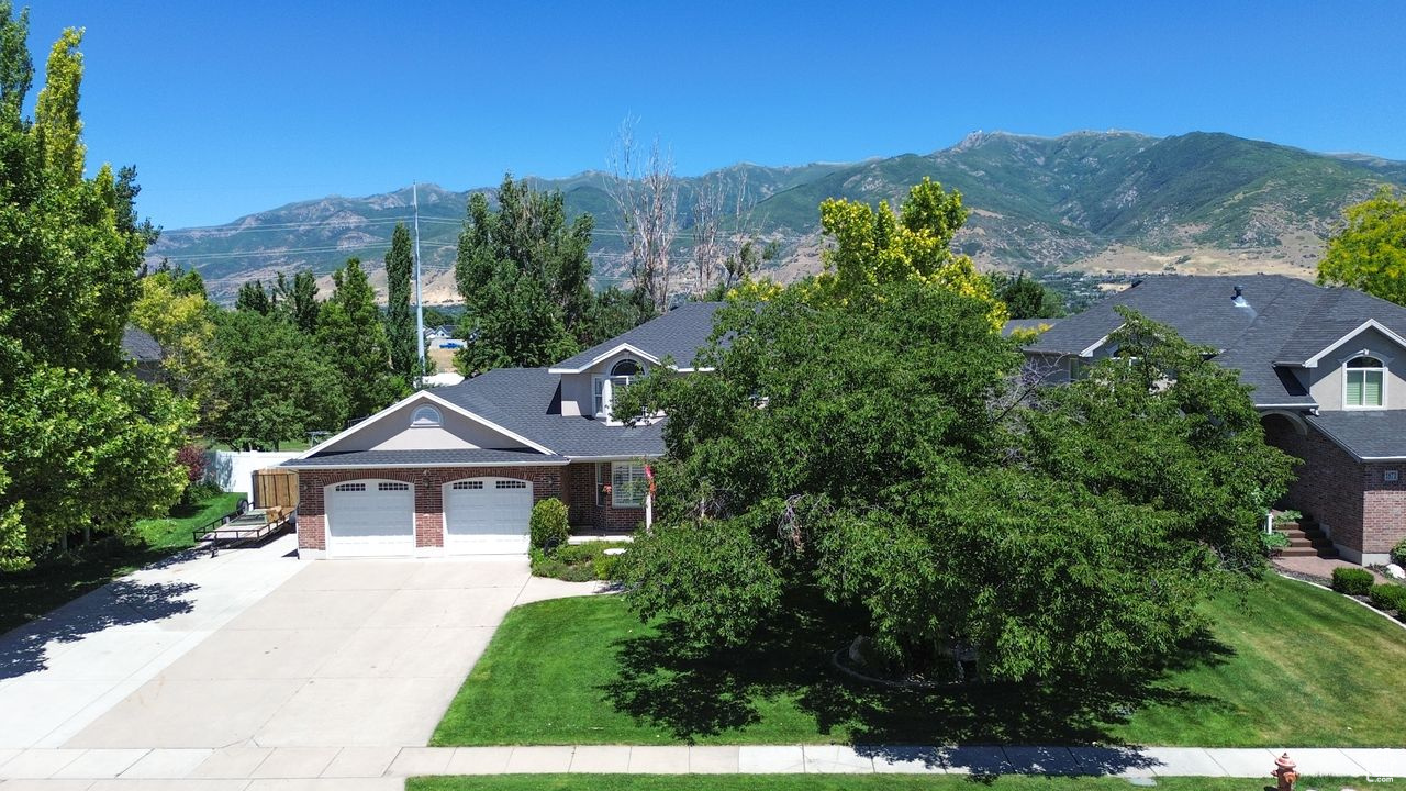 1859 S KAY, Kaysville, Utah 84037, 5 Bedrooms Bedrooms, 16 Rooms Rooms,2 BathroomsBathrooms,Residential,For sale,KAY,2009863