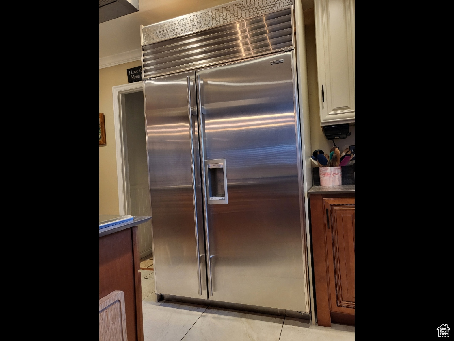 Sub Zero refrigerator / freezer combo (included)