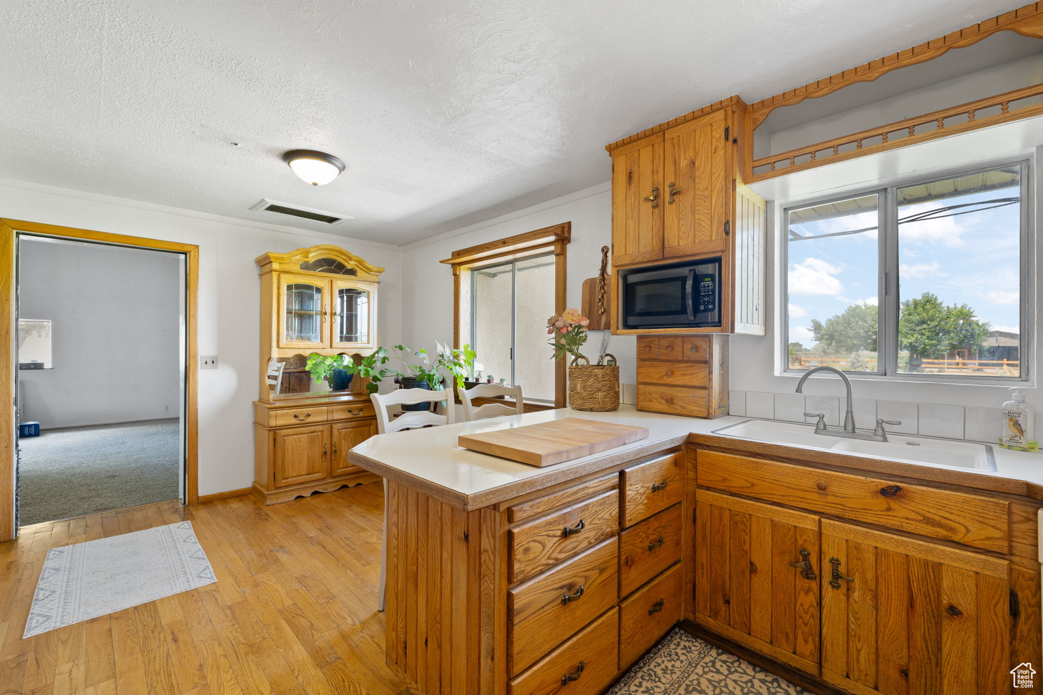 5186 W 9970 S, Payson, Utah 84651, 5 Bedrooms Bedrooms, 13 Rooms Rooms,2 BathroomsBathrooms,Residential,For sale,9970,2011293