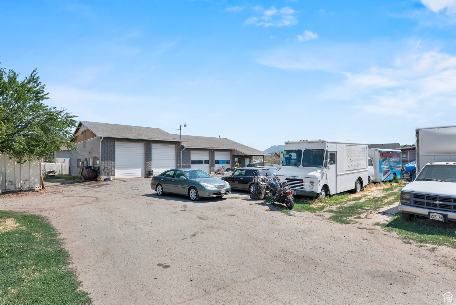 2722 W HUCKLEBERRY S, Syracuse, Utah 84075, ,Commercial Sale,For sale,HUCKLEBERRY,2011846