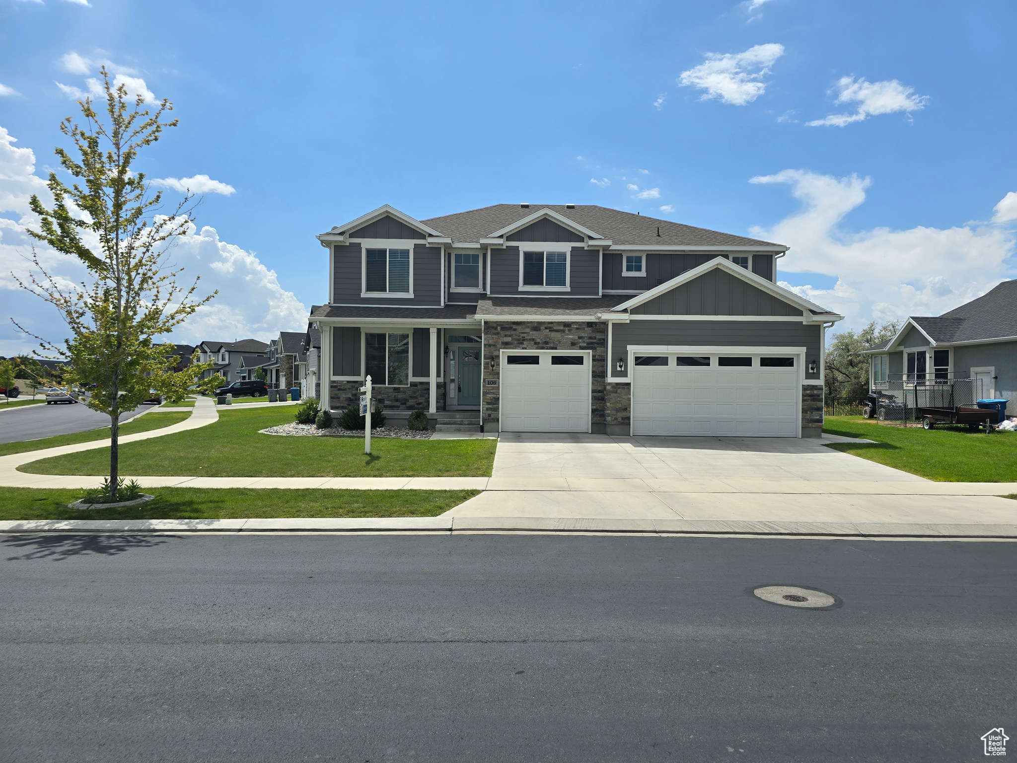 106 E SILVER OAK, Vineyard, Utah 84059, 7 Bedrooms Bedrooms, 19 Rooms Rooms,3 BathroomsBathrooms,Residential,For sale,SILVER OAK,2012117