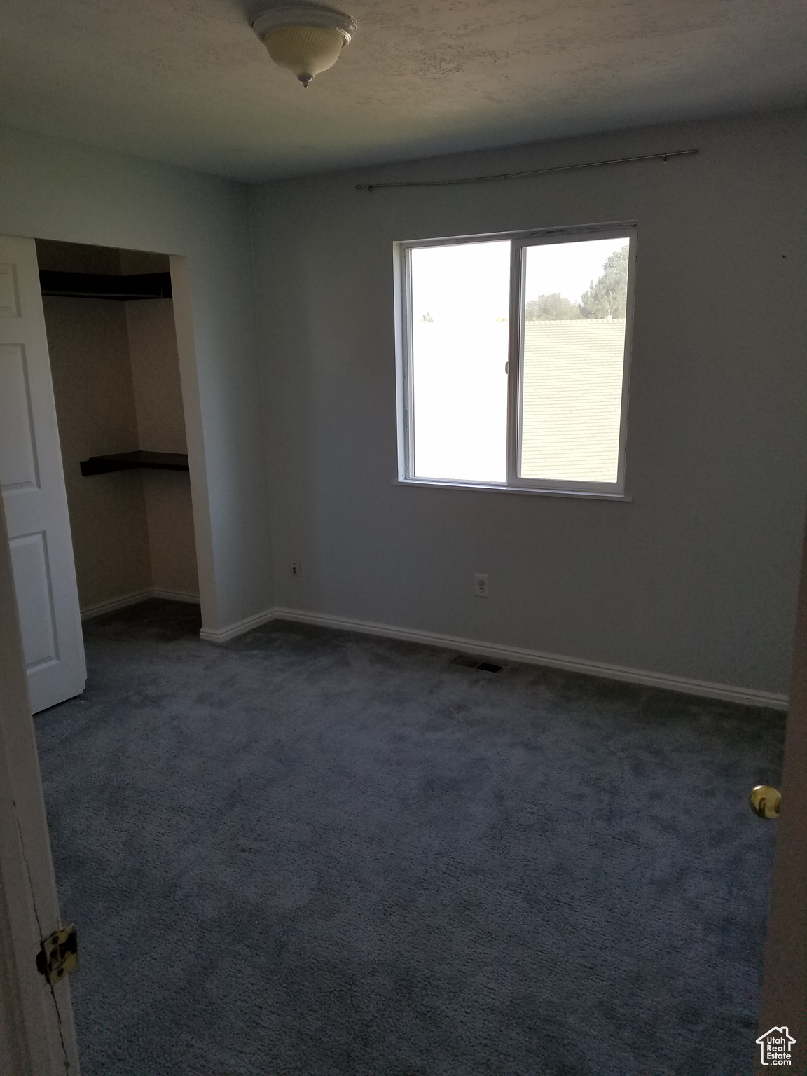 Bedroom_(2)_Unit_112