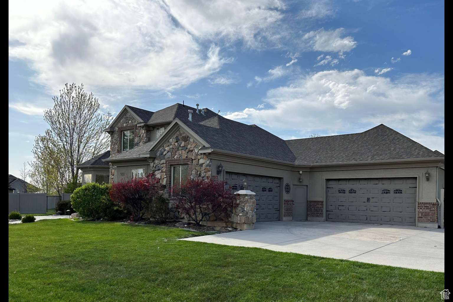 521 WESTERN, Kaysville, Utah 84037, 7 Bedrooms Bedrooms, 25 Rooms Rooms,3 BathroomsBathrooms,Residential,For sale,WESTERN,2013457