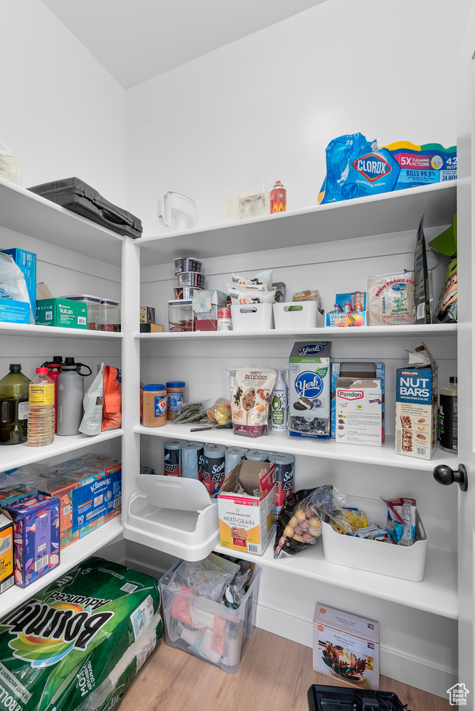 Walk-in Pantry