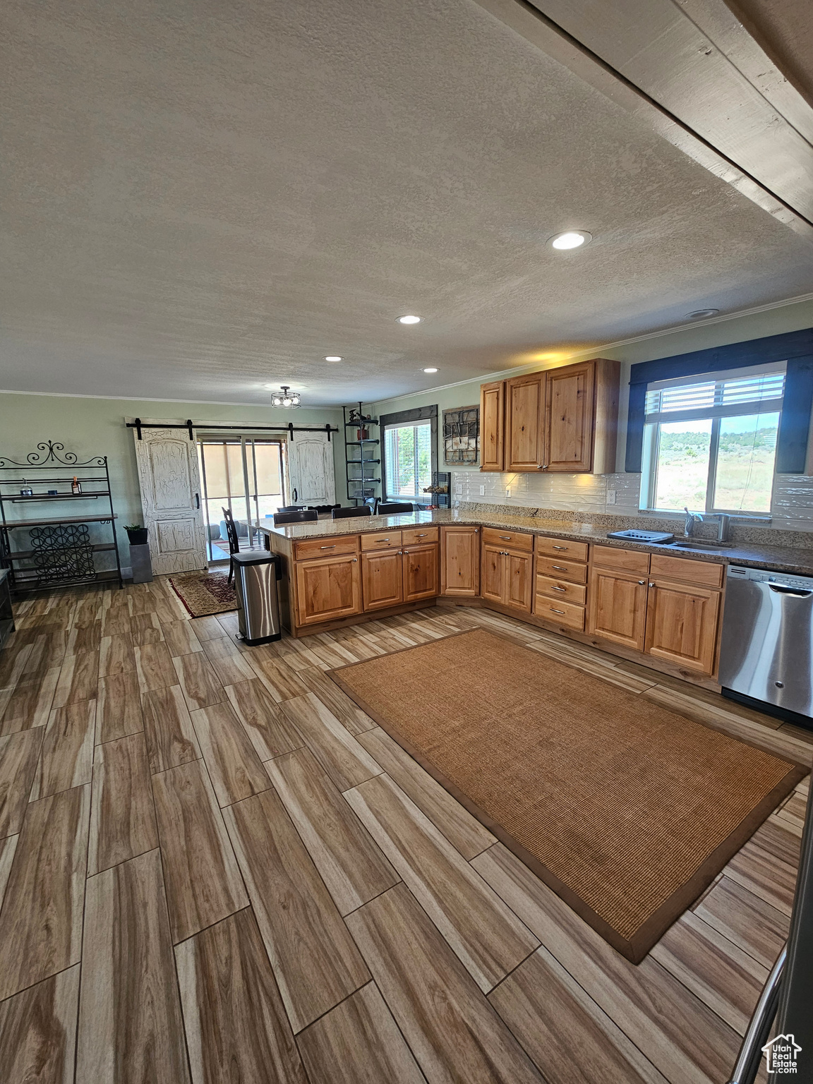 Kitchen to Dining Area!