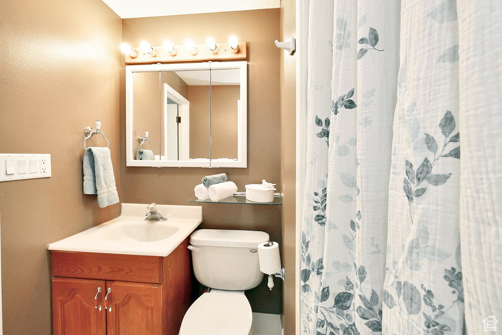 Master Bathroom featuring vanity and toilet