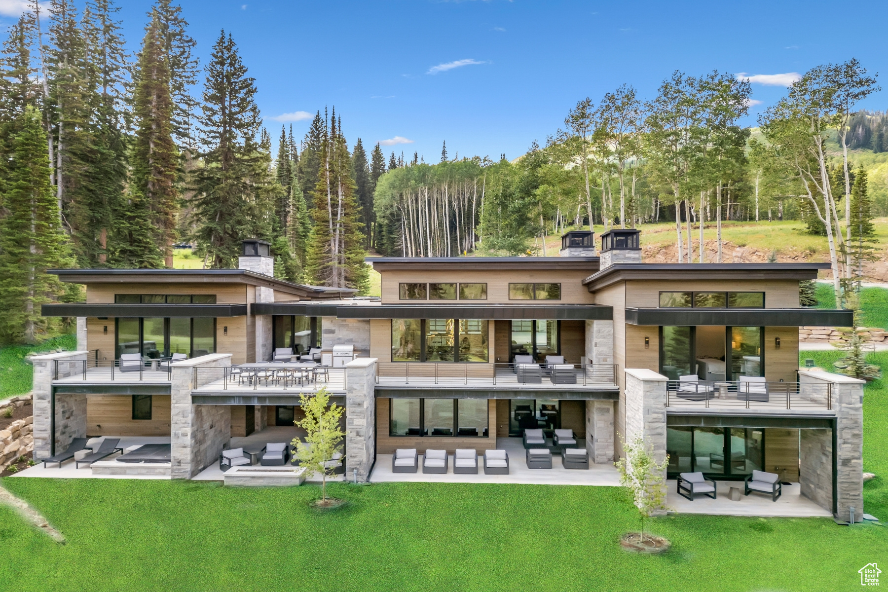 323 WHITE PINE CANYON, Park City, Utah 84060, 6 Bedrooms Bedrooms, 29 Rooms Rooms,1 BathroomBathrooms,Residential,For sale,WHITE PINE CANYON,2013874