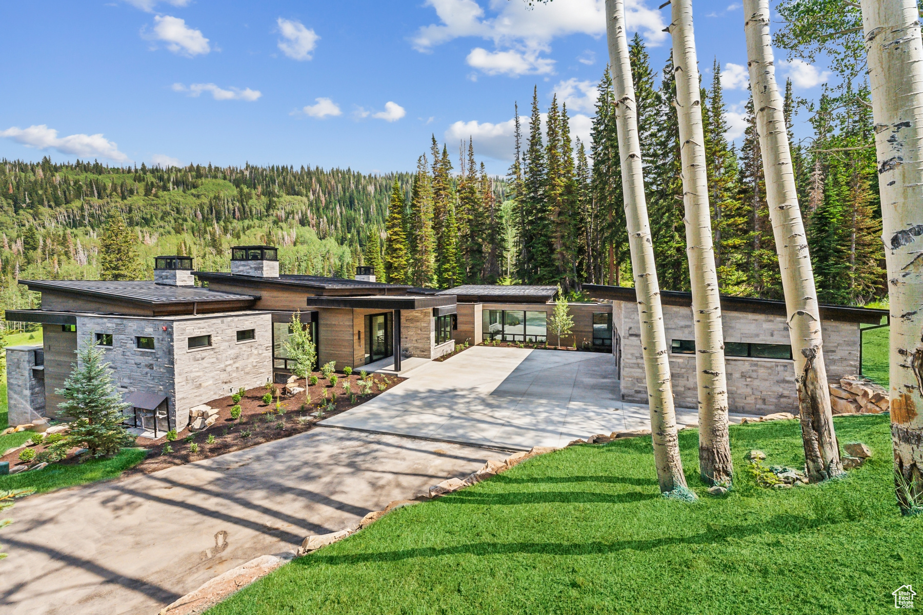 323 WHITE PINE CANYON, Park City, Utah 84060, 6 Bedrooms Bedrooms, 29 Rooms Rooms,1 BathroomBathrooms,Residential,For sale,WHITE PINE CANYON,2013874