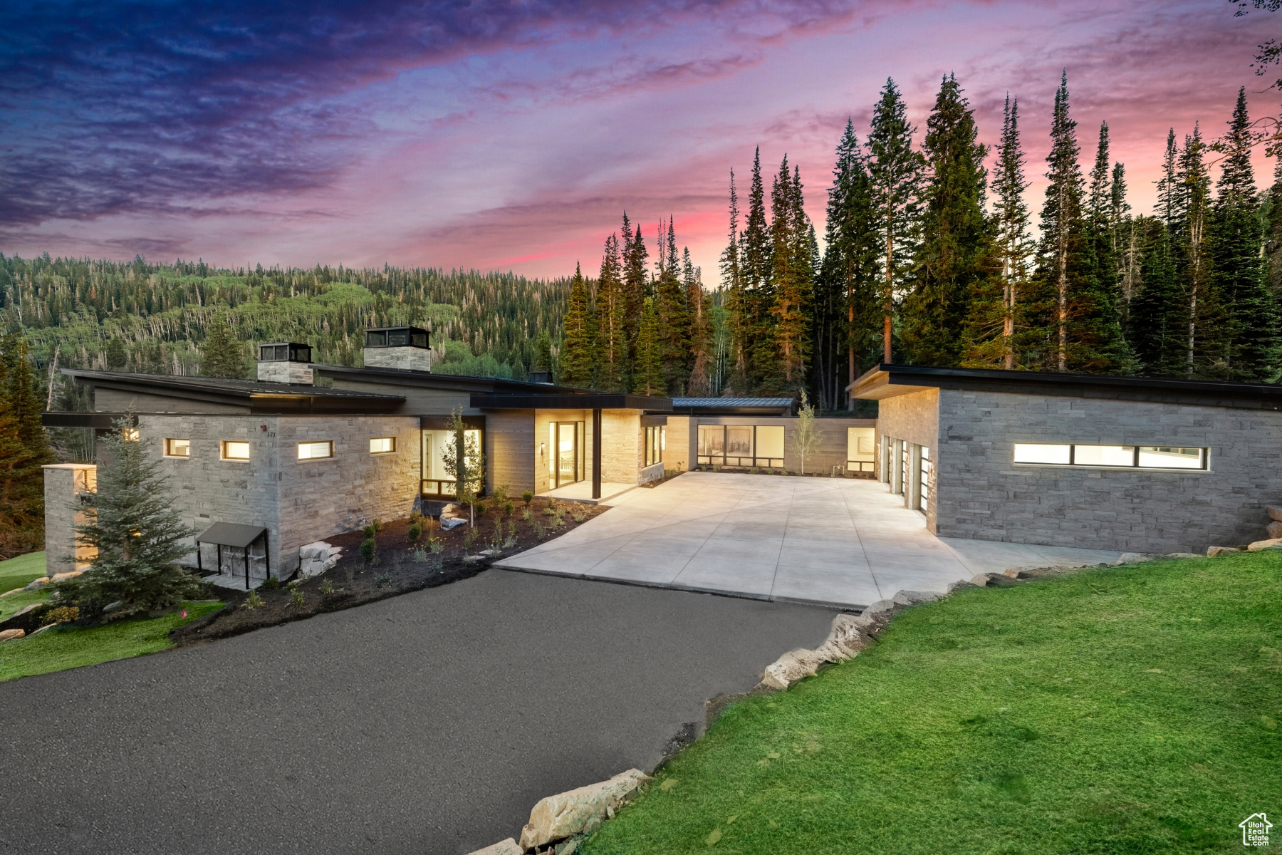 323 WHITE PINE CANYON, Park City, Utah 84060, 6 Bedrooms Bedrooms, 29 Rooms Rooms,1 BathroomBathrooms,Residential,For sale,WHITE PINE CANYON,2013874