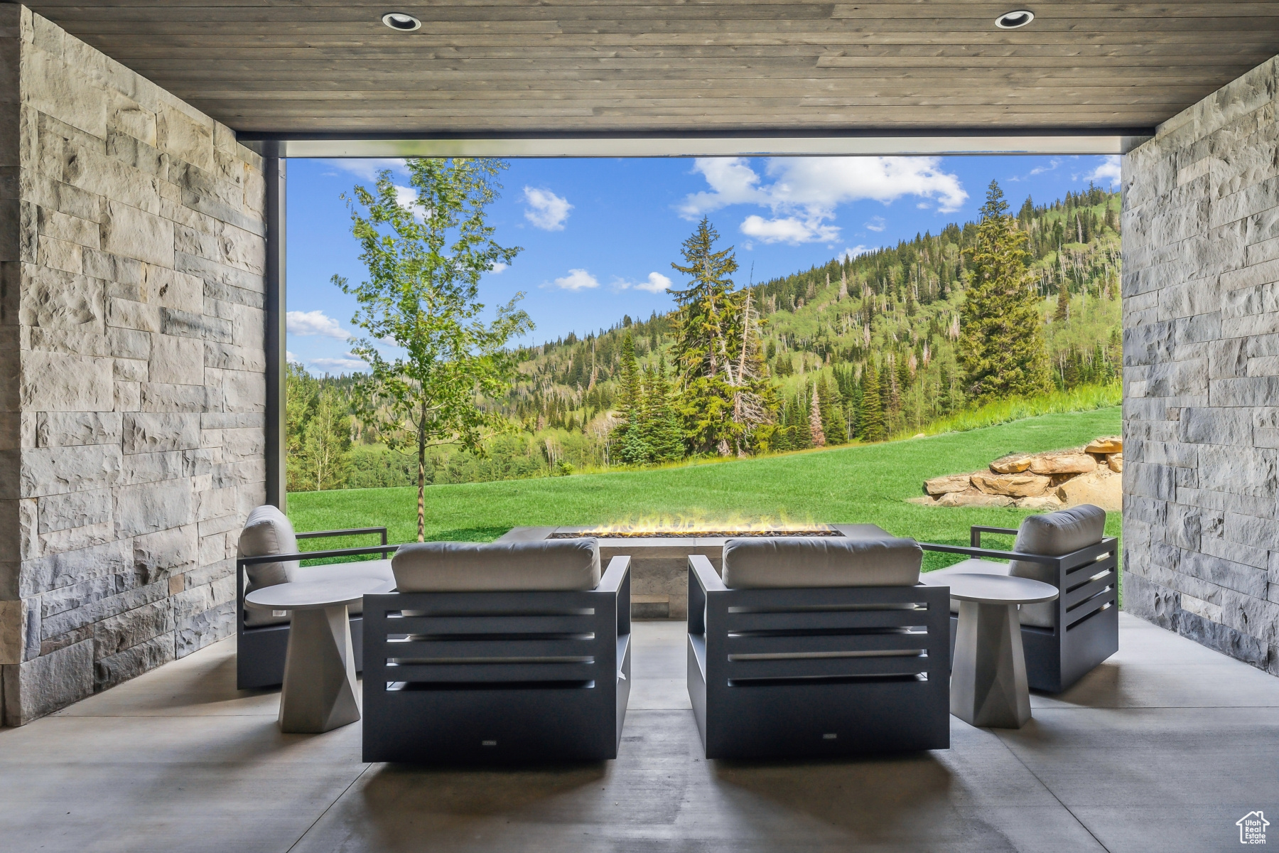 323 WHITE PINE CANYON, Park City, Utah 84060, 6 Bedrooms Bedrooms, 29 Rooms Rooms,1 BathroomBathrooms,Residential,For sale,WHITE PINE CANYON,2013874