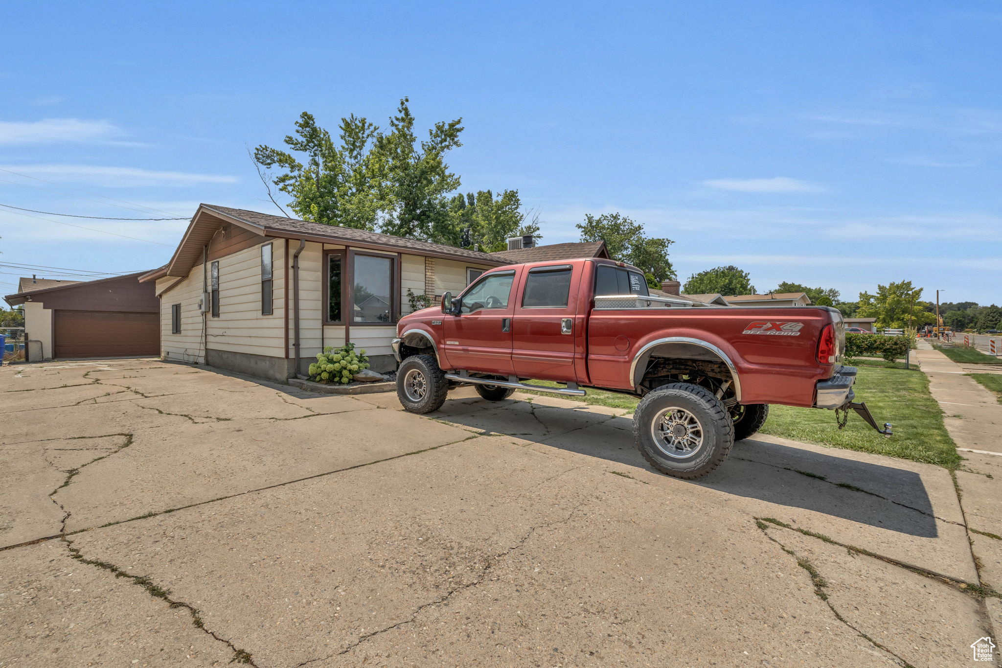 751 W 4350 S, Riverdale, Utah 84405, 4 Bedrooms Bedrooms, 15 Rooms Rooms,2 BathroomsBathrooms,Residential,For sale,4350,2013882