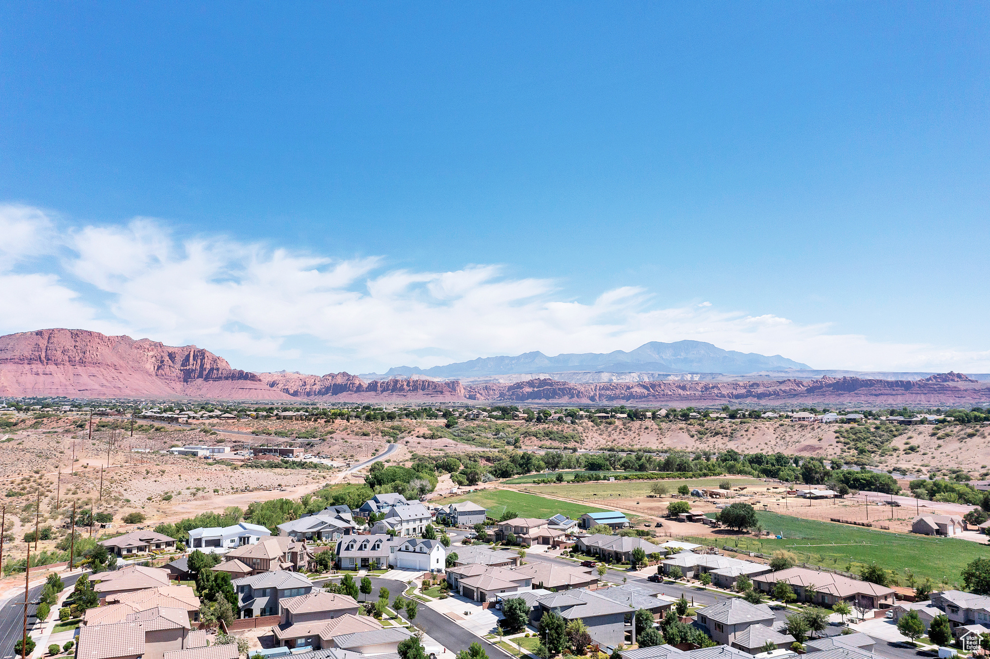 Bird's eye view featuring a mountain view