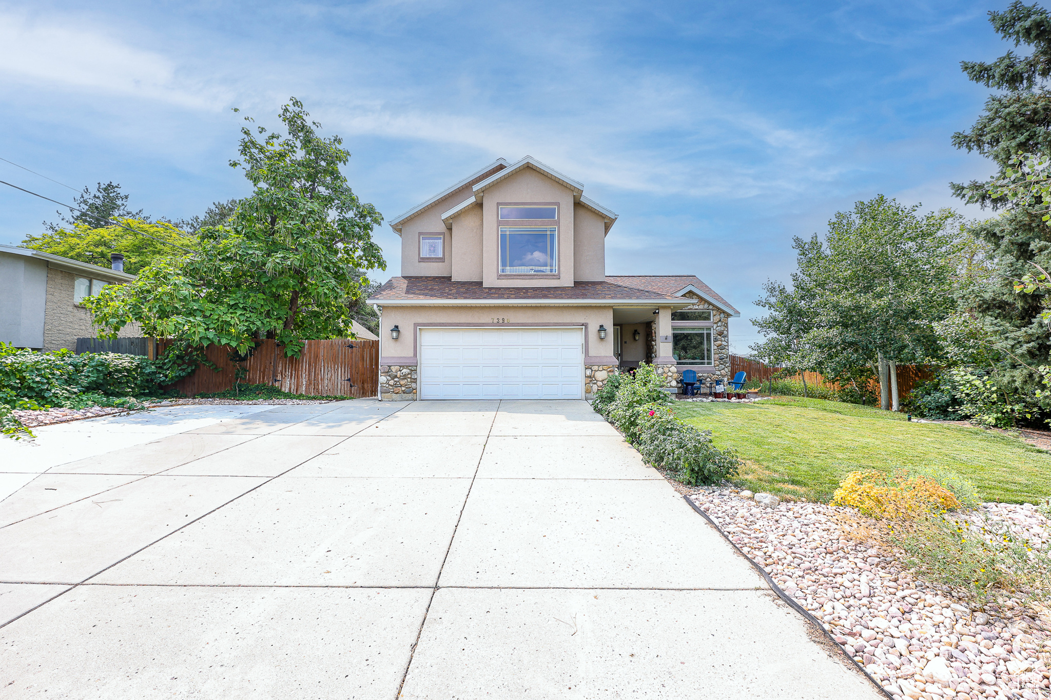 7390 S VISCAYNE, Cottonwood Heights, Utah 84121, 5 Bedrooms Bedrooms, 15 Rooms Rooms,1 BathroomBathrooms,Residential,For sale,VISCAYNE,2014756