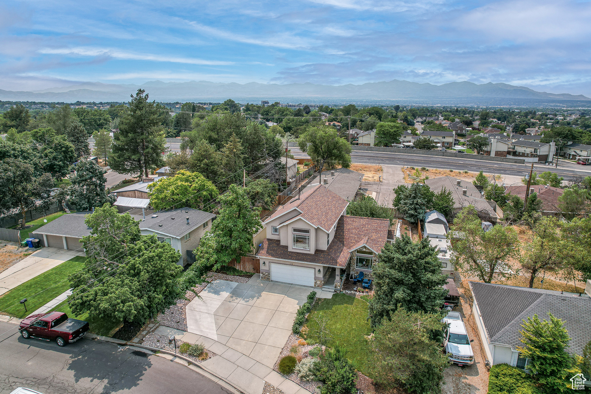 7390 S VISCAYNE, Cottonwood Heights, Utah 84121, 5 Bedrooms Bedrooms, 15 Rooms Rooms,1 BathroomBathrooms,Residential,For sale,VISCAYNE,2014756