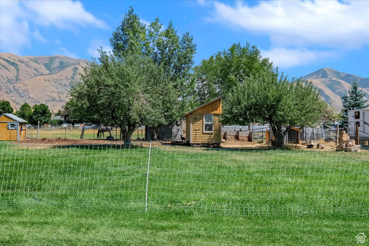 273 S 700 E, Hyrum, Utah 84319, 5 Bedrooms Bedrooms, 20 Rooms Rooms,2 BathroomsBathrooms,Residential,For sale,700,2015785