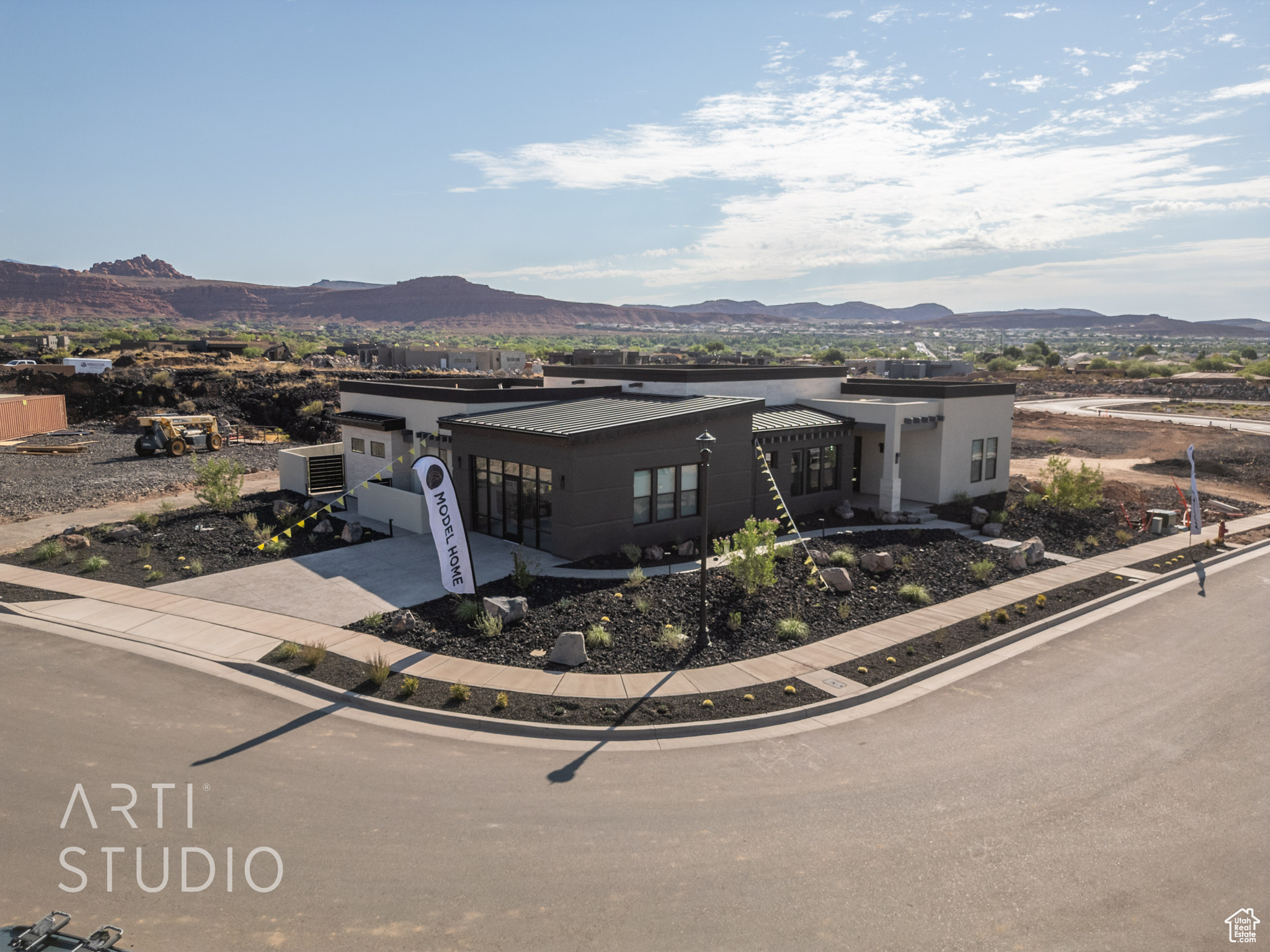 2768 W LAVA VALLEY, Santa Clara, Utah 84765, 3 Bedrooms Bedrooms, 13 Rooms Rooms,3 BathroomsBathrooms,Residential,For sale,LAVA VALLEY,2016319