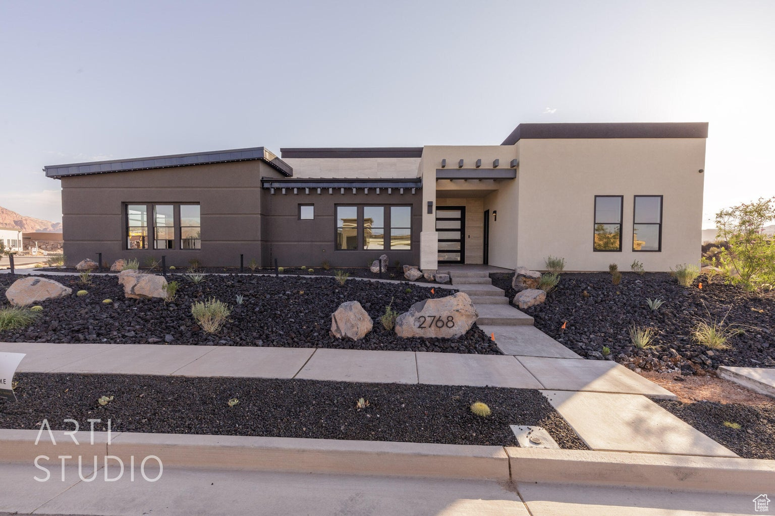 2768 W LAVA VALLEY, Santa Clara, Utah 84765, 3 Bedrooms Bedrooms, 13 Rooms Rooms,3 BathroomsBathrooms,Residential,For sale,LAVA VALLEY,2016319