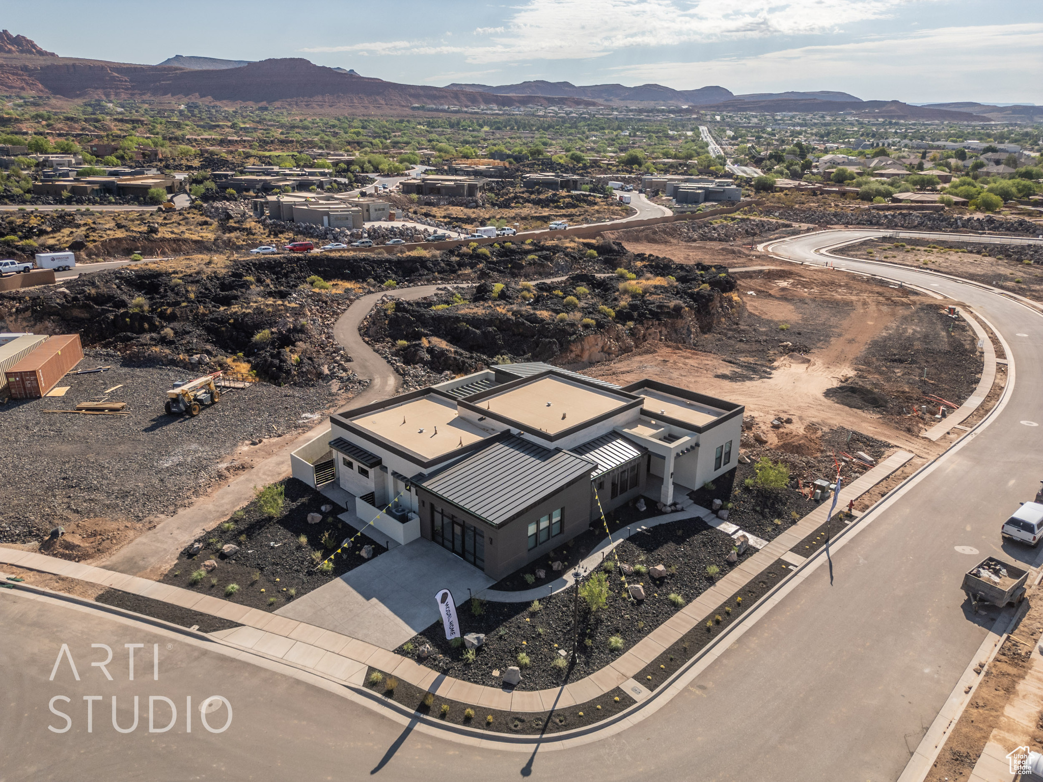 2768 W LAVA VALLEY, Santa Clara, Utah 84765, 3 Bedrooms Bedrooms, 13 Rooms Rooms,3 BathroomsBathrooms,Residential,For sale,LAVA VALLEY,2016319