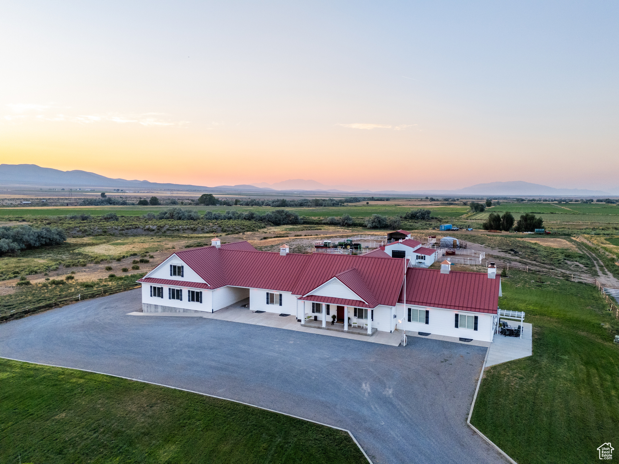 11448 W HIGHWAY 6, Goshen, Utah 84633, ,Farm,For sale,HIGHWAY 6,2016551