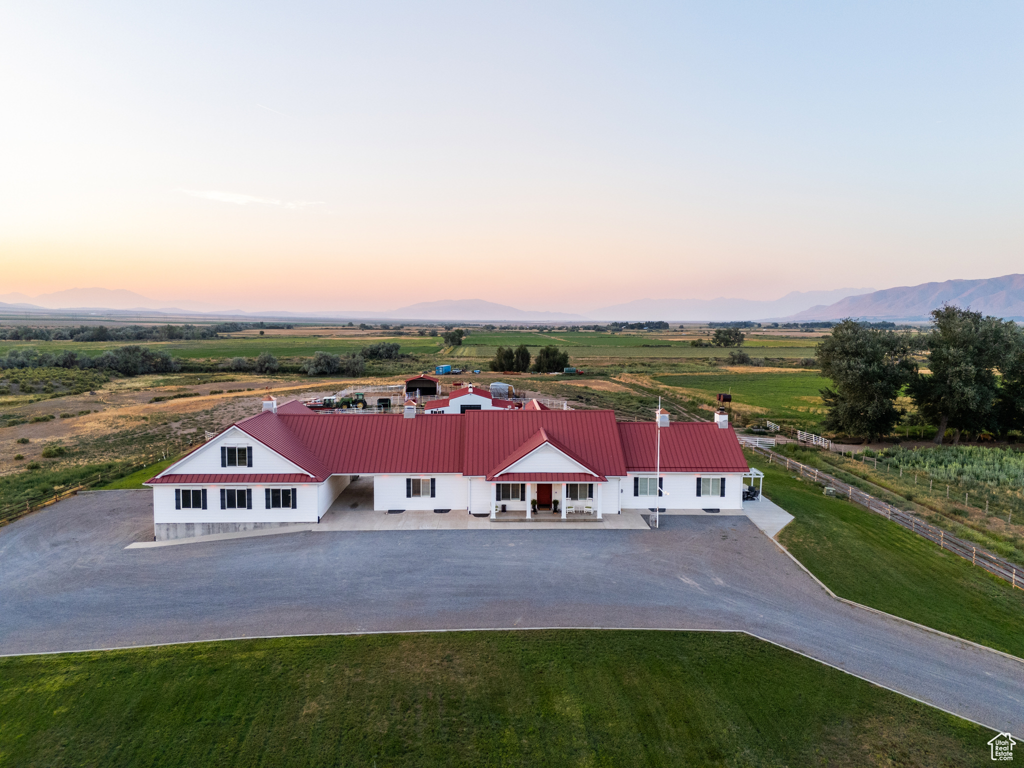 11448 W HIGHWAY 6, Goshen, Utah 84633, ,Farm,For sale,HIGHWAY 6,2016551