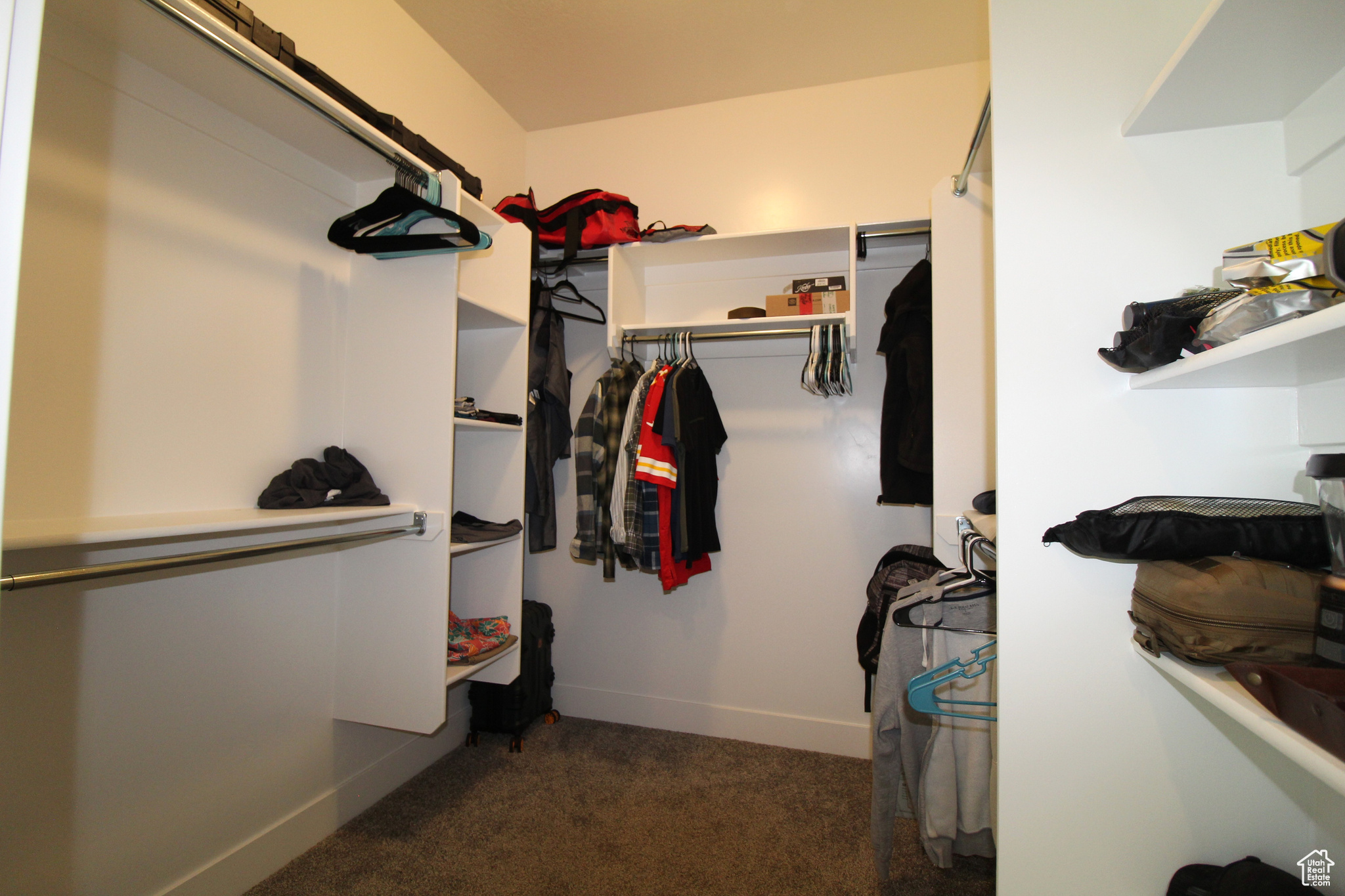 Primary Bedrooms walk-in closet