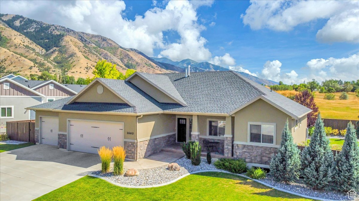 1660 E 2450 N, North Logan, Utah 84341, 6 Bedrooms Bedrooms, 14 Rooms Rooms,4 BathroomsBathrooms,Residential,For sale,2450,2018445