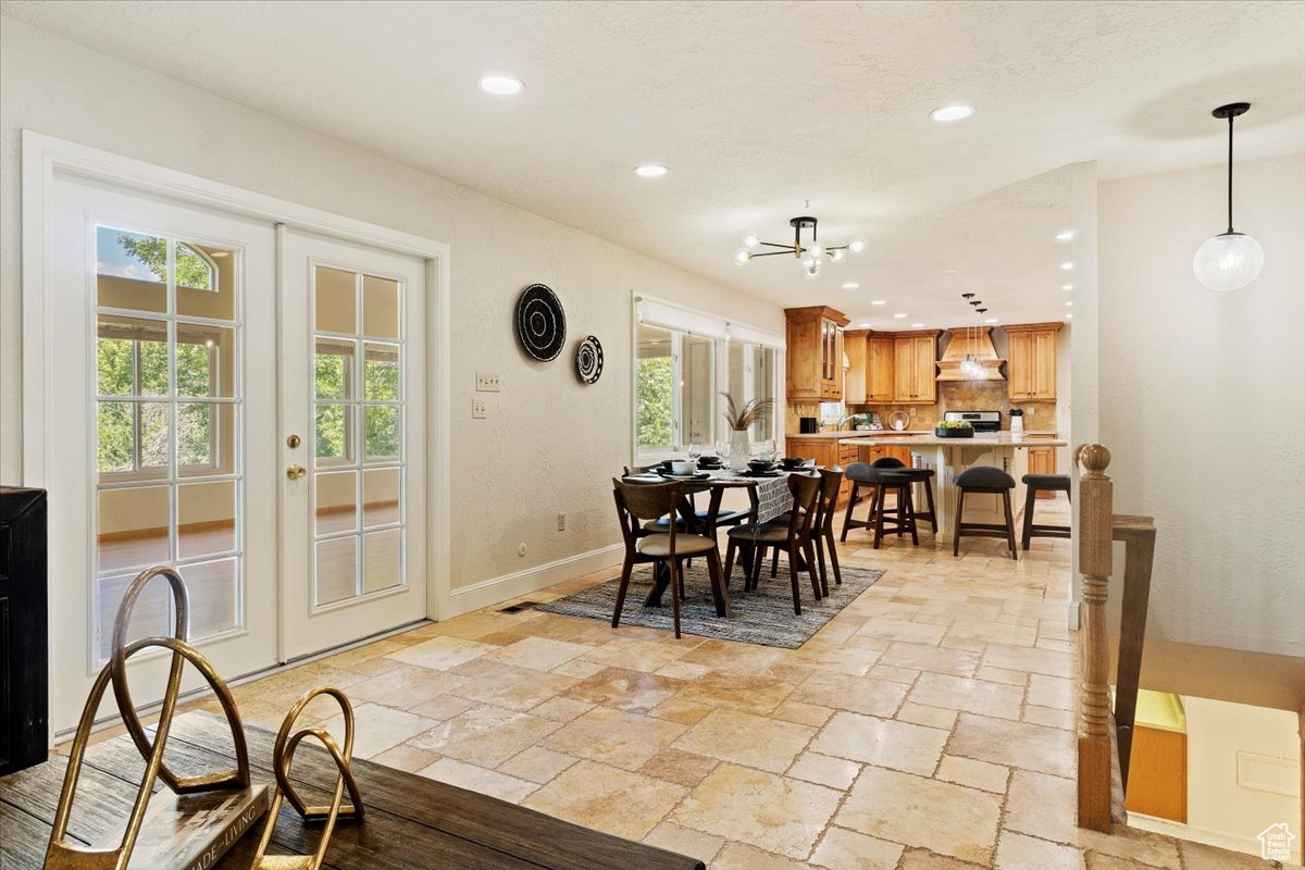 Spacious Dining Space