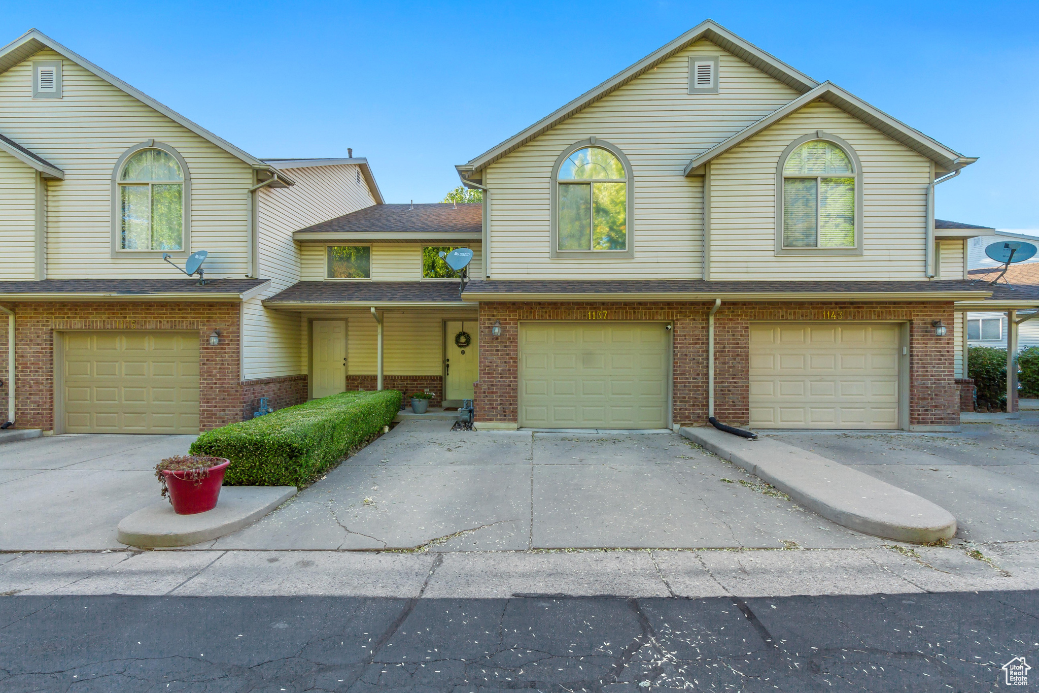 View of front property with a garage