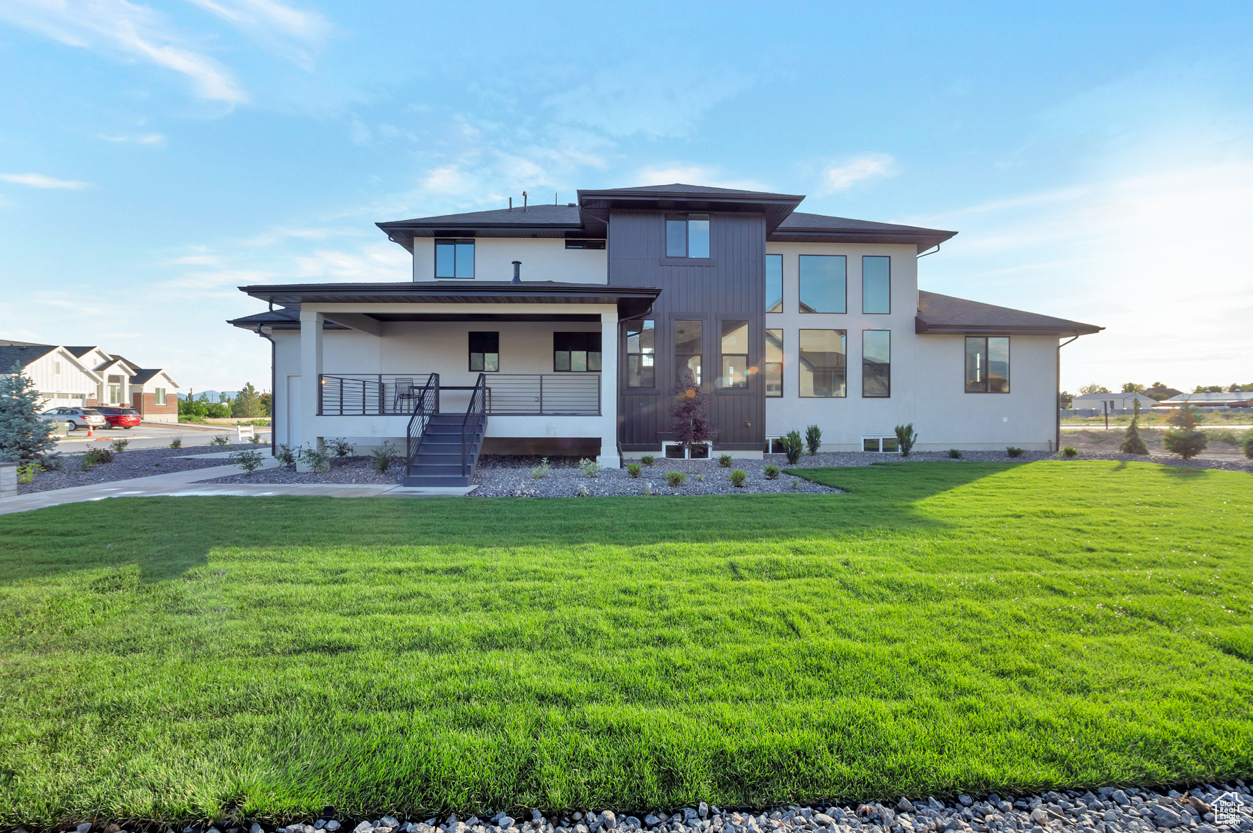 165 S FARMHOUSE, Kaysville, Utah 84037, 6 Bedrooms Bedrooms, 21 Rooms Rooms,3 BathroomsBathrooms,Residential,For sale,FARMHOUSE,2019298