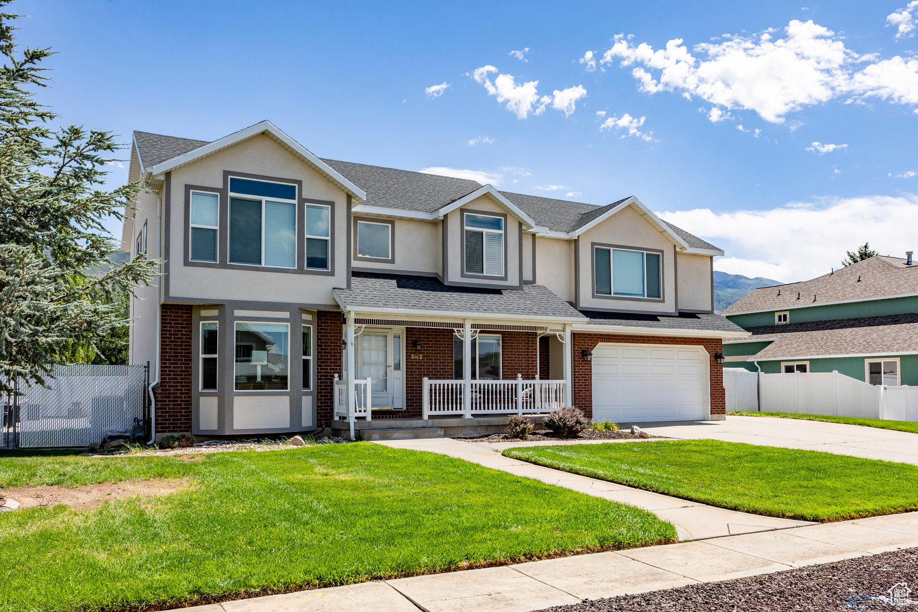 5962 S CEDAR E, South Ogden, Utah 84403, 5 Bedrooms Bedrooms, 19 Rooms Rooms,3 BathroomsBathrooms,Residential,For sale,CEDAR,2019321