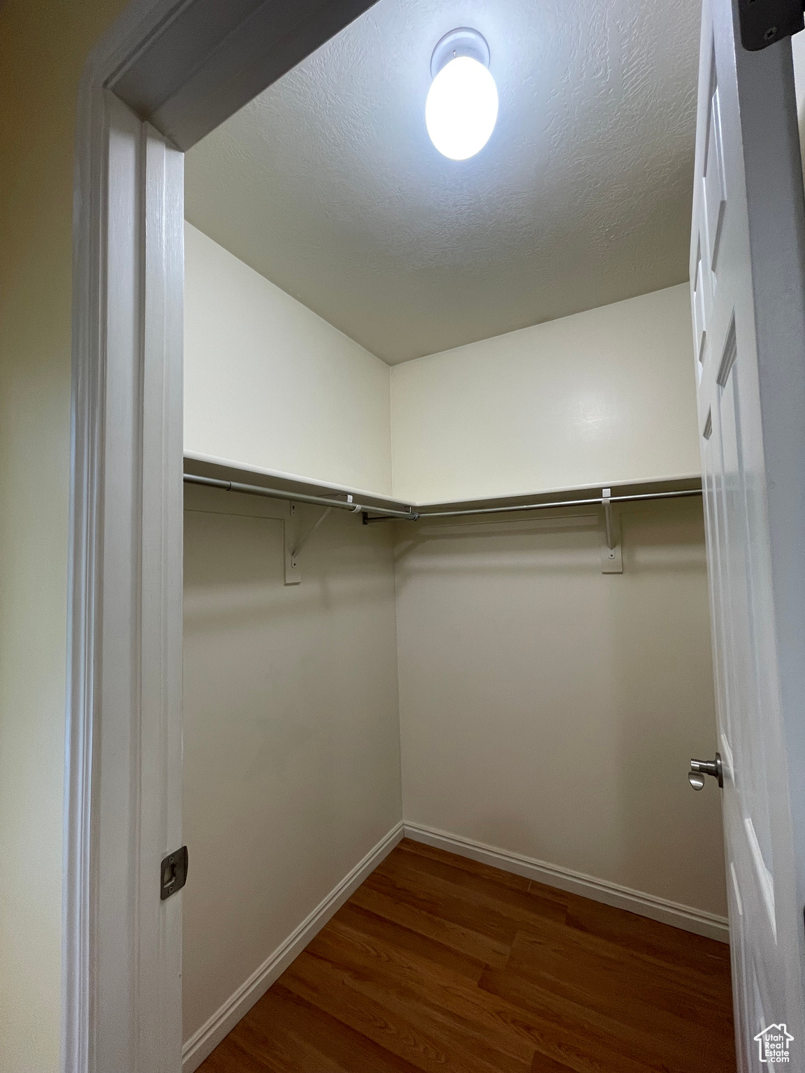 Nice sized closet with more space  to the left out of the picture.
