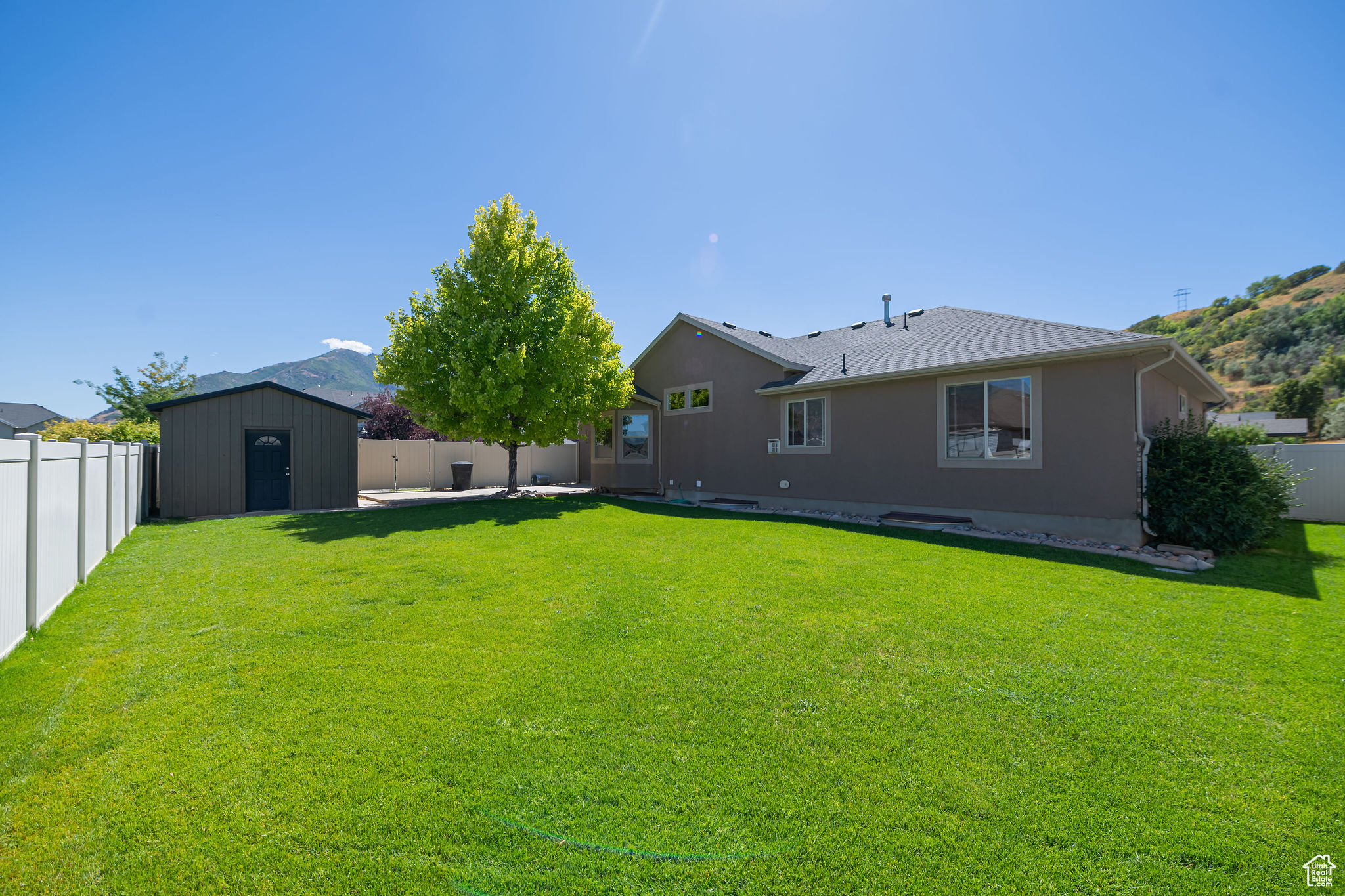 1546 E 7500 S, South Weber, Utah 84405, 5 Bedrooms Bedrooms, 16 Rooms Rooms,3 BathroomsBathrooms,Residential,For sale,7500,2019758